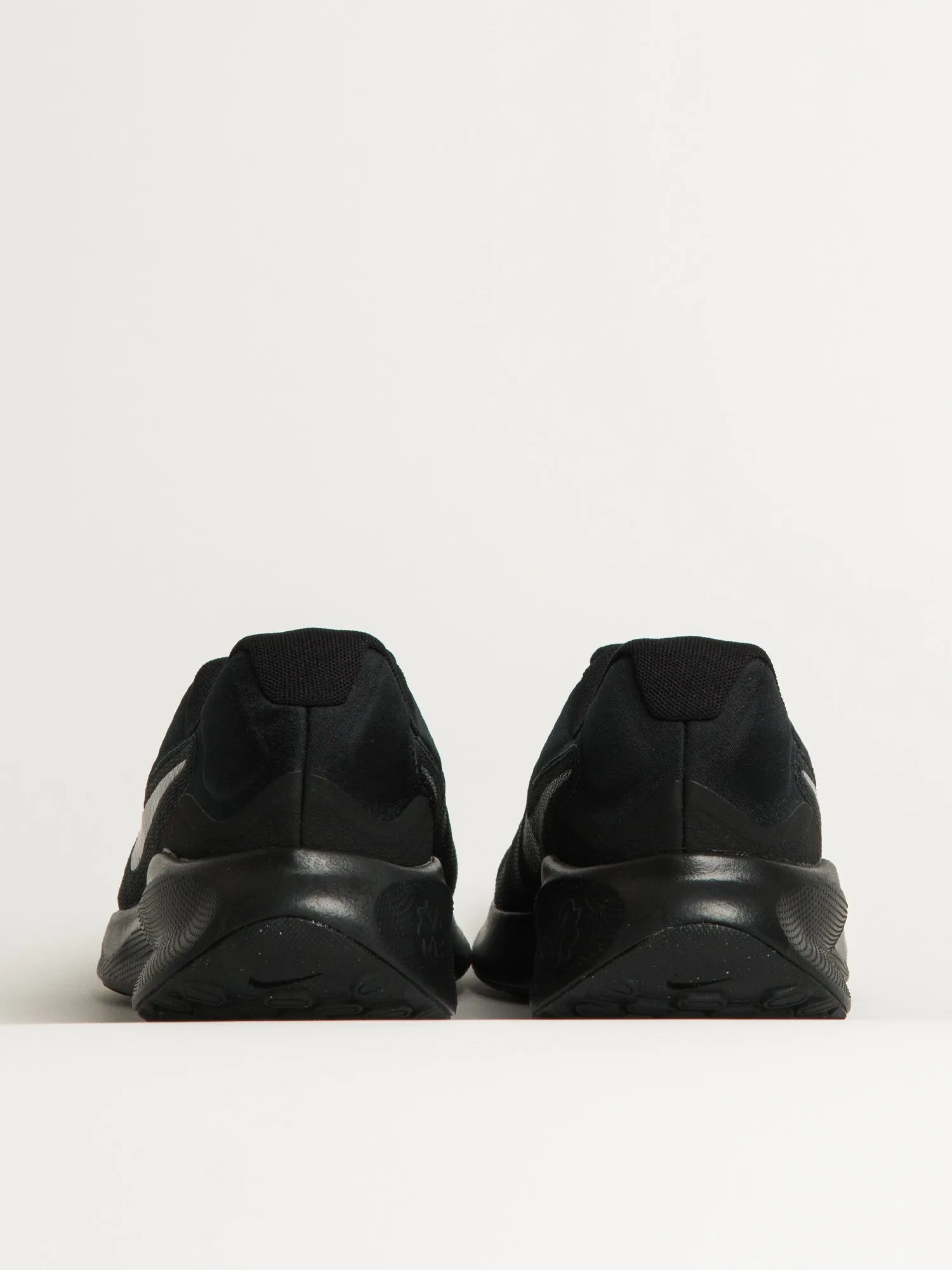 MENS NIKE REVOLUTION 7 RUNNING SHOE - BLACK sold by Boathouse product image thumbnail 5