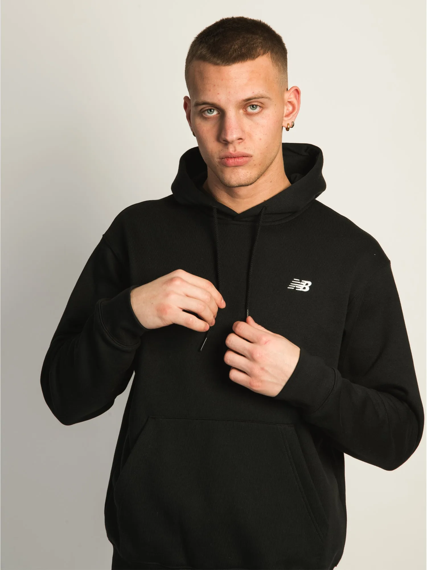 NEW BALANCE ESSENTIAL PULLOVER HOODIE sold by Boathouse product image thumbnail 3