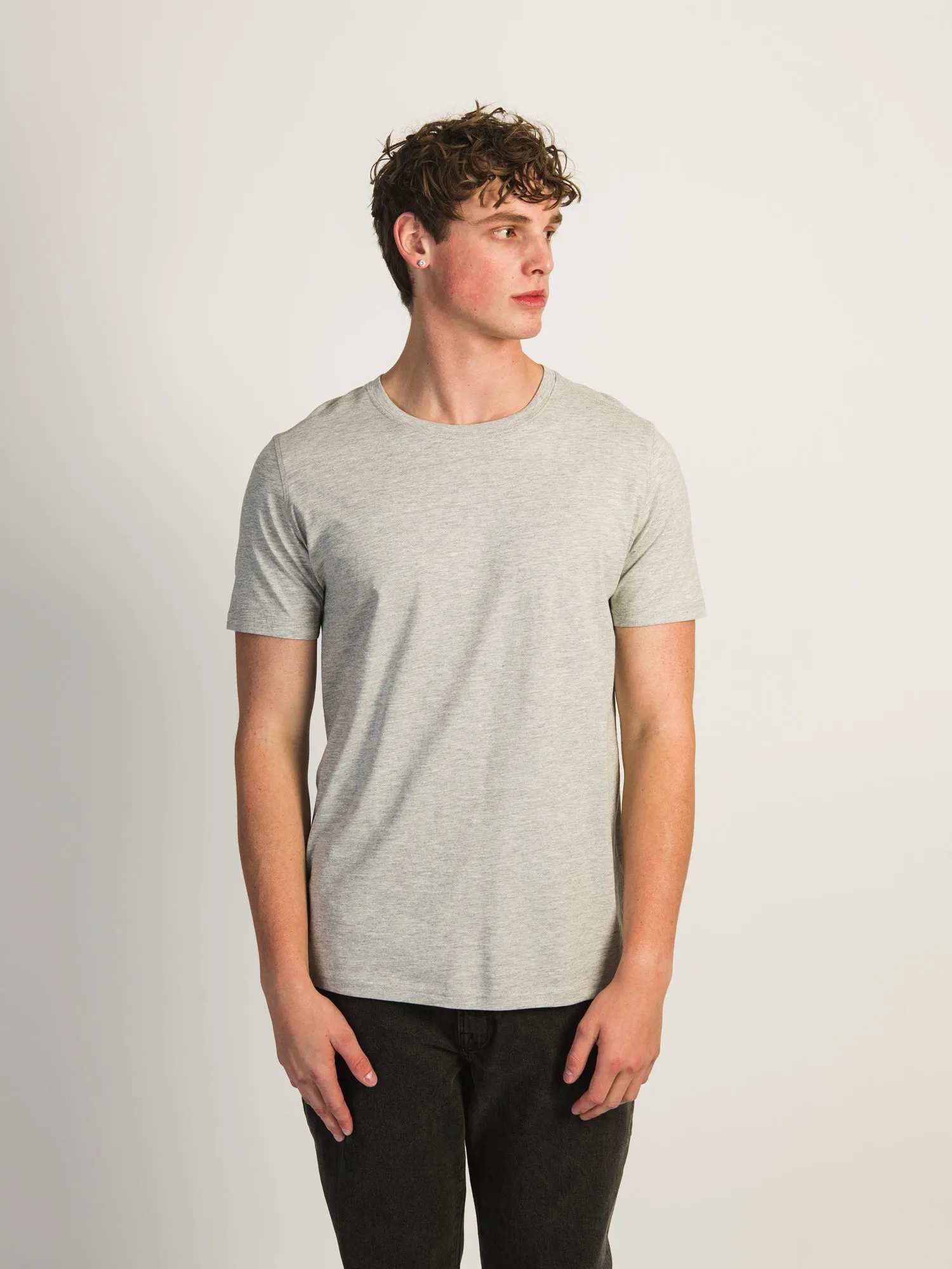 VICTOR CREWNECK TEE - HEATHER GREY sold by Boathouse