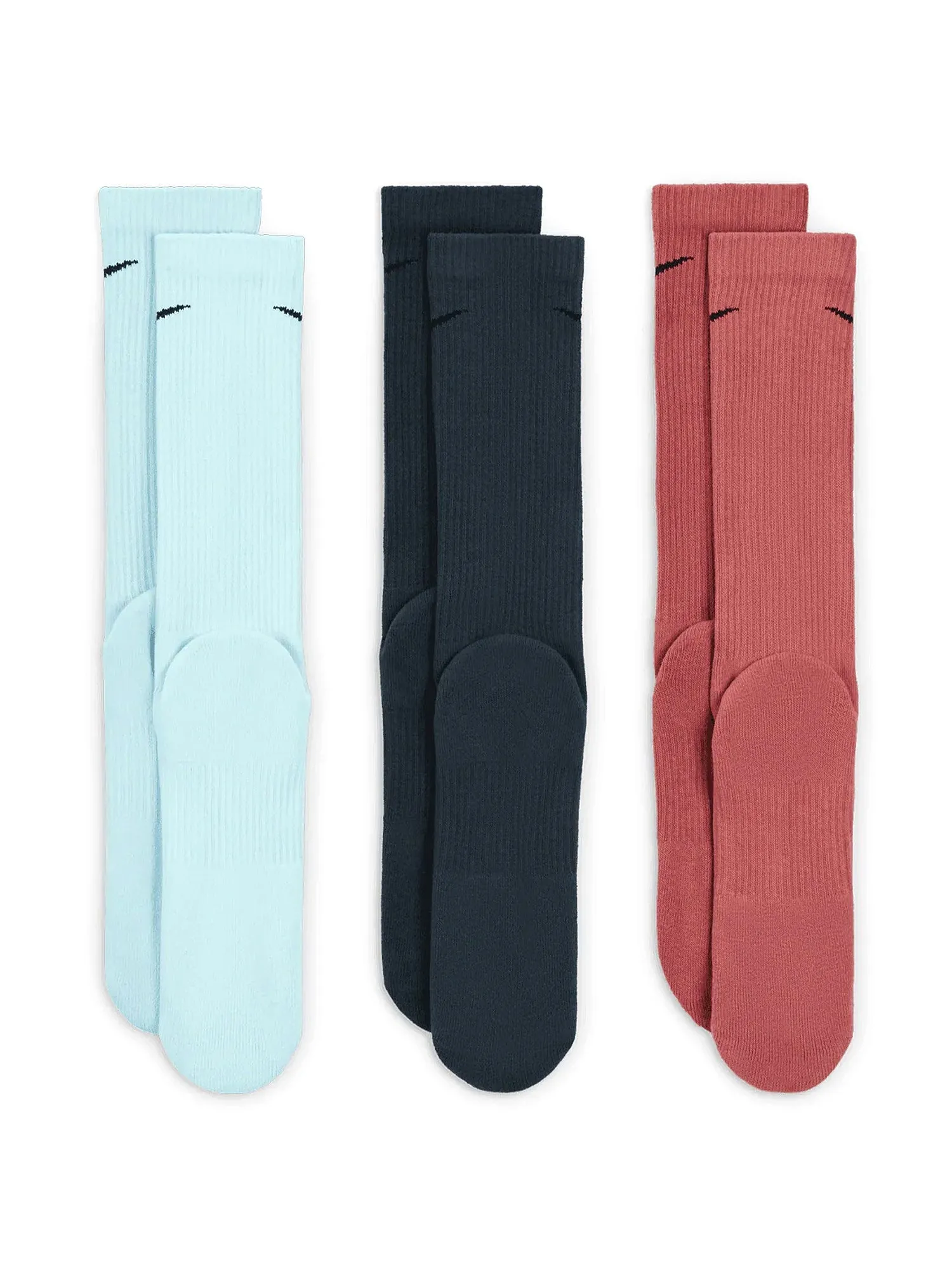 NIKE EVRYDAY CUSHIONED DRI-FIT SOCK 3PK sold by Boathouse product image thumbnail 3