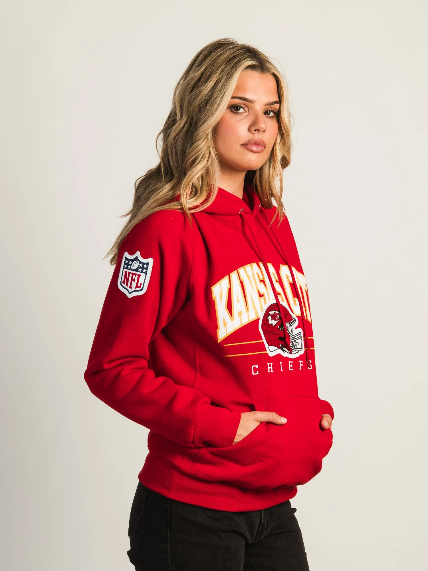 NFL KANSAS CITY CHIEFS PULLOVER HOODIE sold by Boathouse product image thumbnail 5
