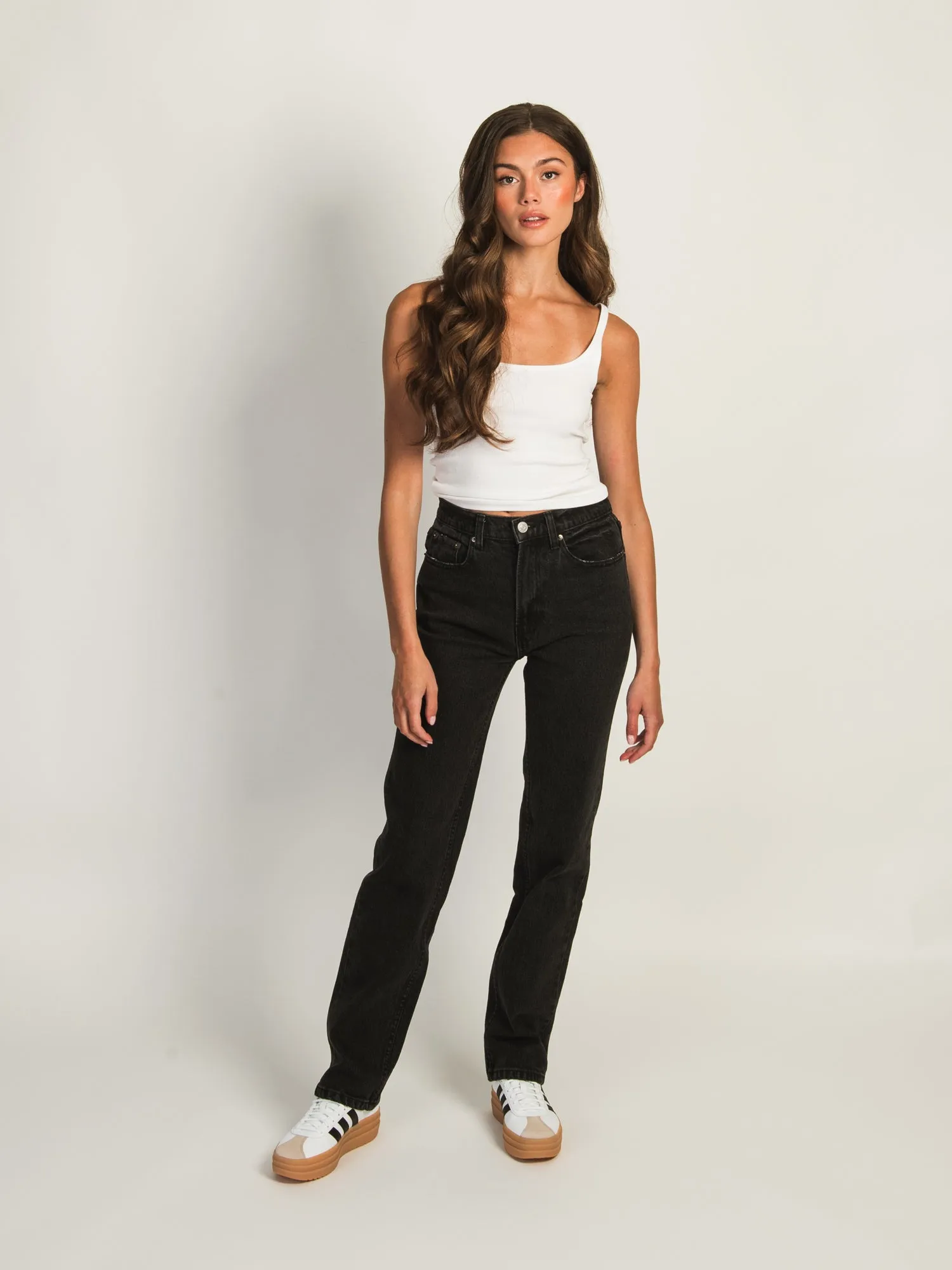 HARLOW HIGH-RISE STRAIGHT JEAN - BLACK sold by Boathouse product image thumbnail 3