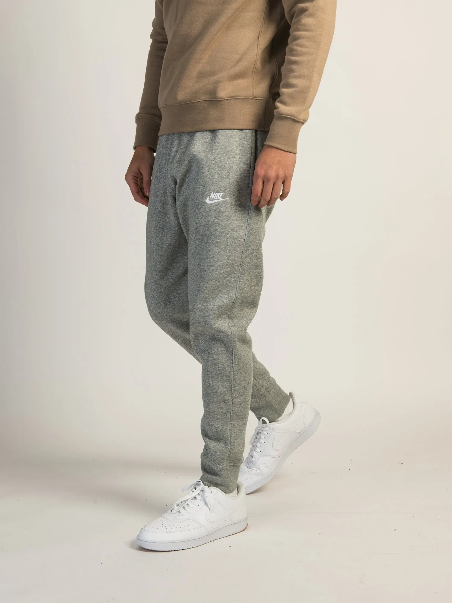 NIKE SPORTSWEAR CLUB FLEECE SWEATPANT sold by Boathouse product image thumbnail 3
