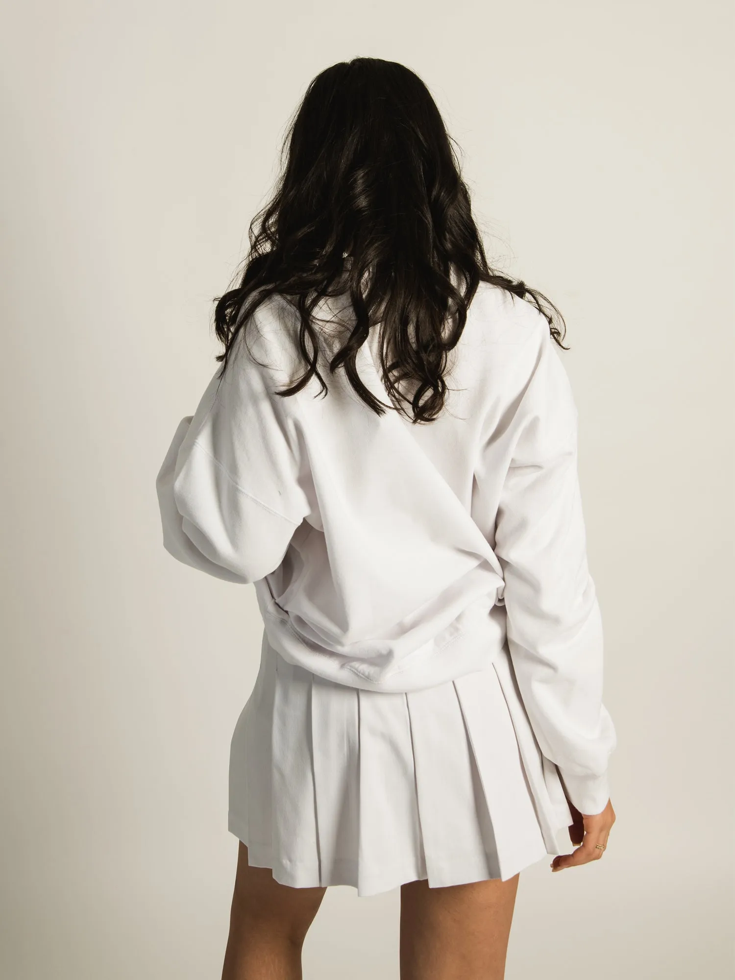 HARLOW MICHELLE CREW EMBROIDERED SWEATSHIRT - CLEARANCE sold by Boathouse product image thumbnail 4