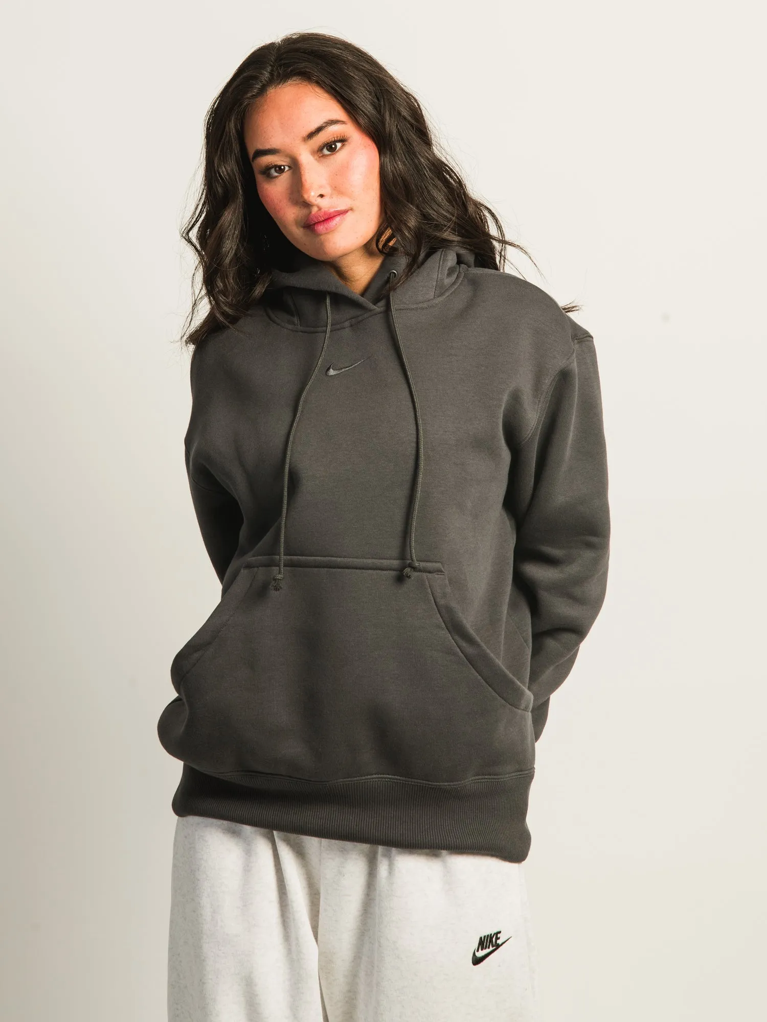 NIKE SPORTSWEAR PHOENIX FLEECE OVERSIZED PULL OVER sold by Boathouse