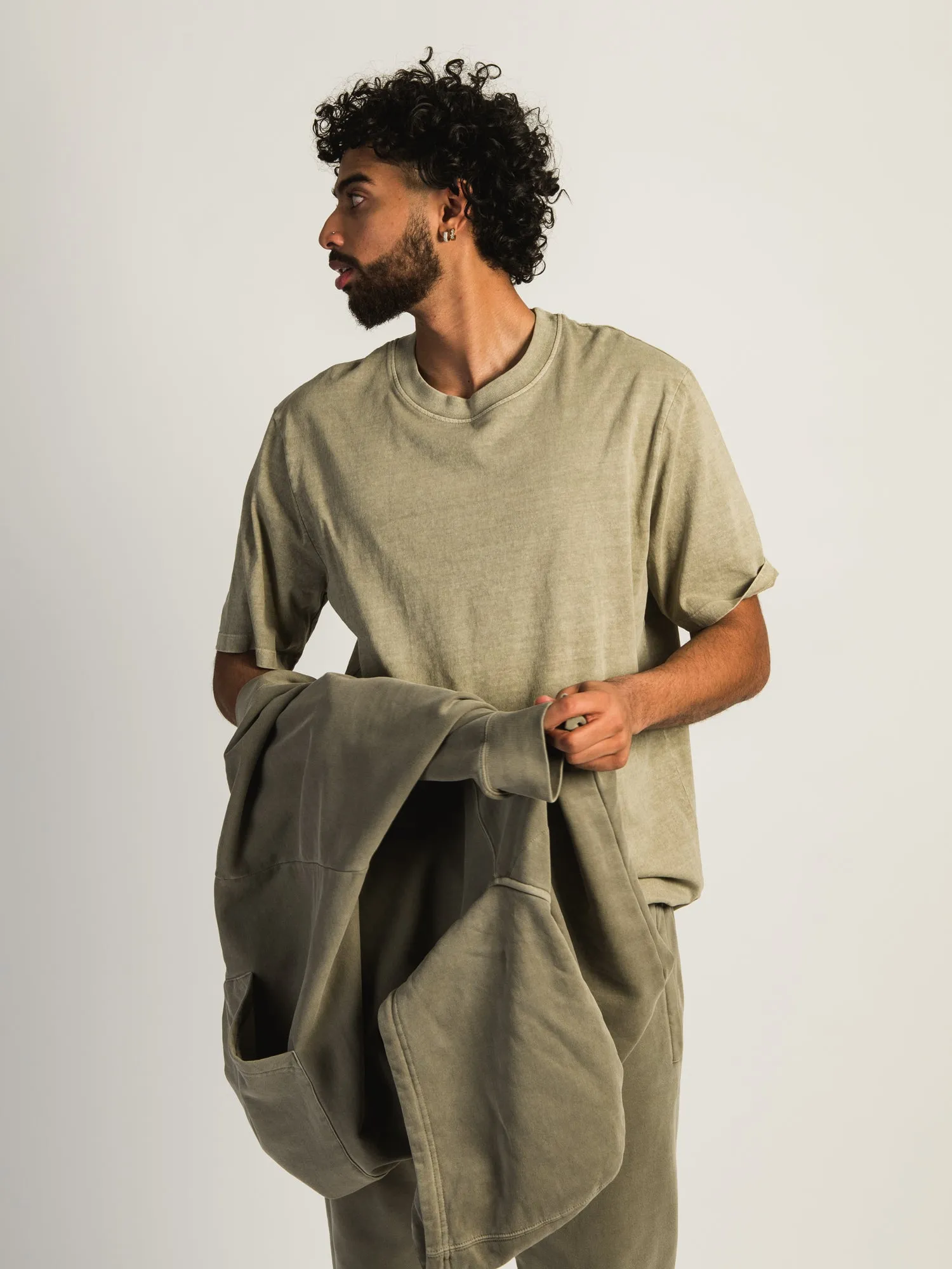 KOLBY PARKER GARMET DYE HOODIE - SAGE sold by Boathouse product image thumbnail 5