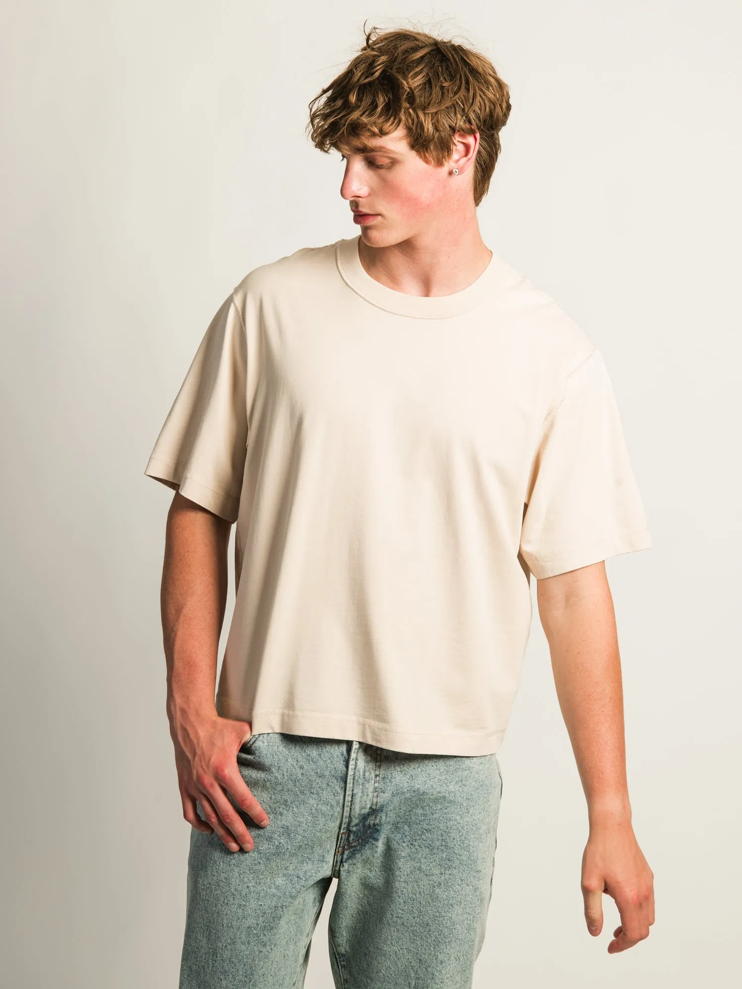 KOLBY SHORT CUT HEAVYWEIGHT TEE - CREAM sold by Boathouse product image thumbnail 2
