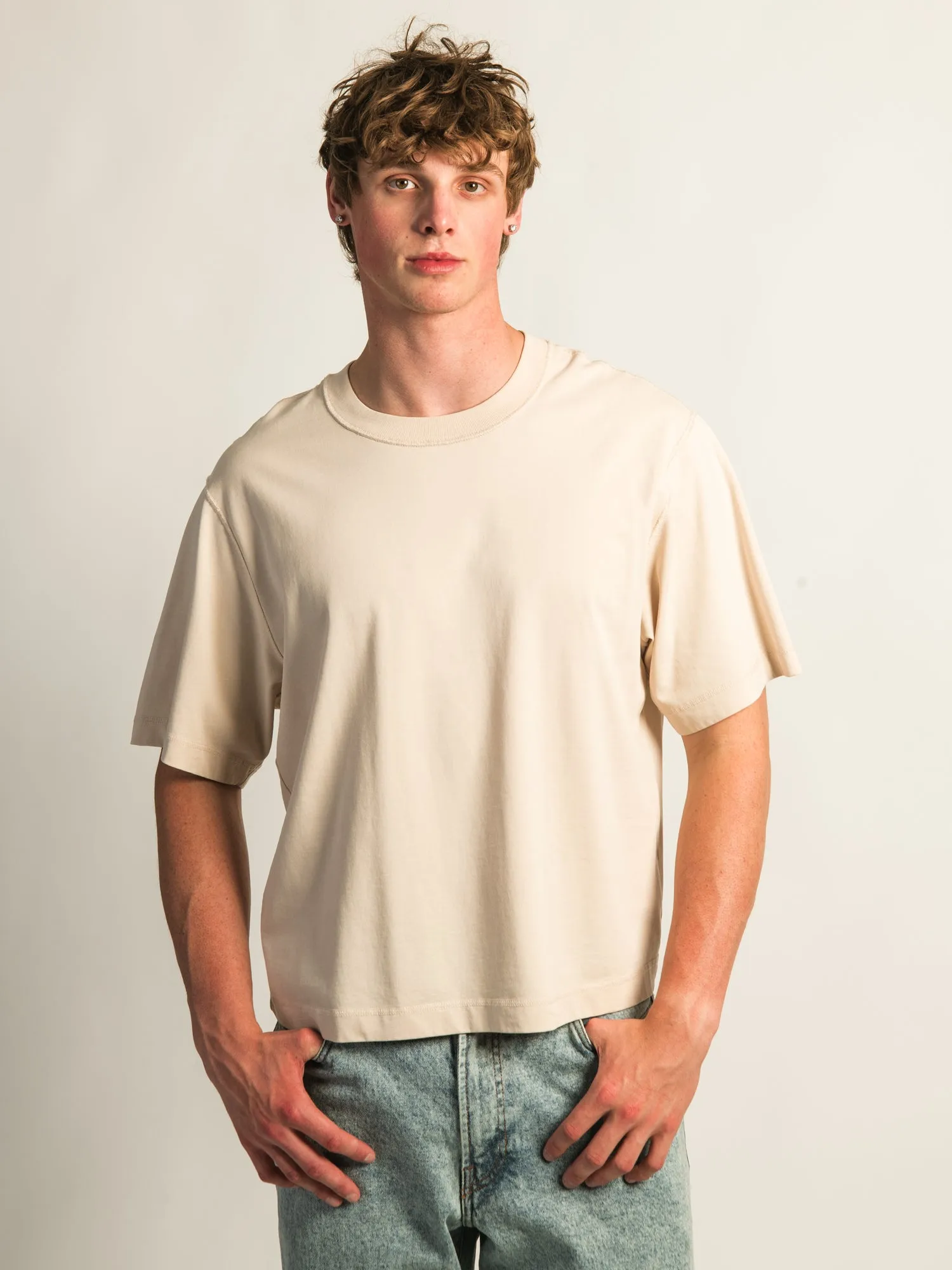 KOLBY SHORT CUT HEAVYWEIGHT TEE - CREAM sold by Boathouse product image thumbnail 4