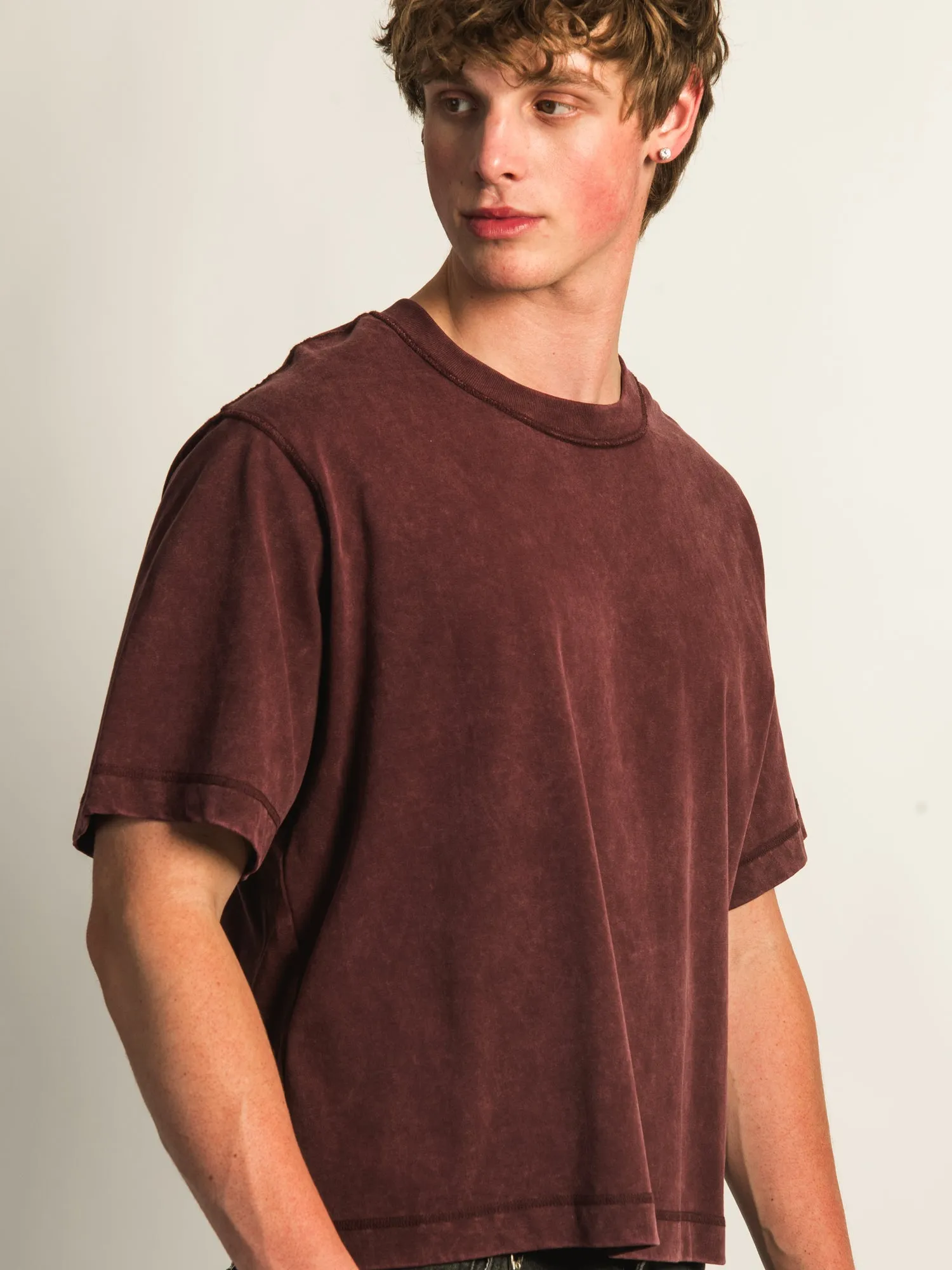 KOLBY SHORT CUT HEAVYWEIGHT TEE - PLUM sold by Boathouse product image thumbnail 5