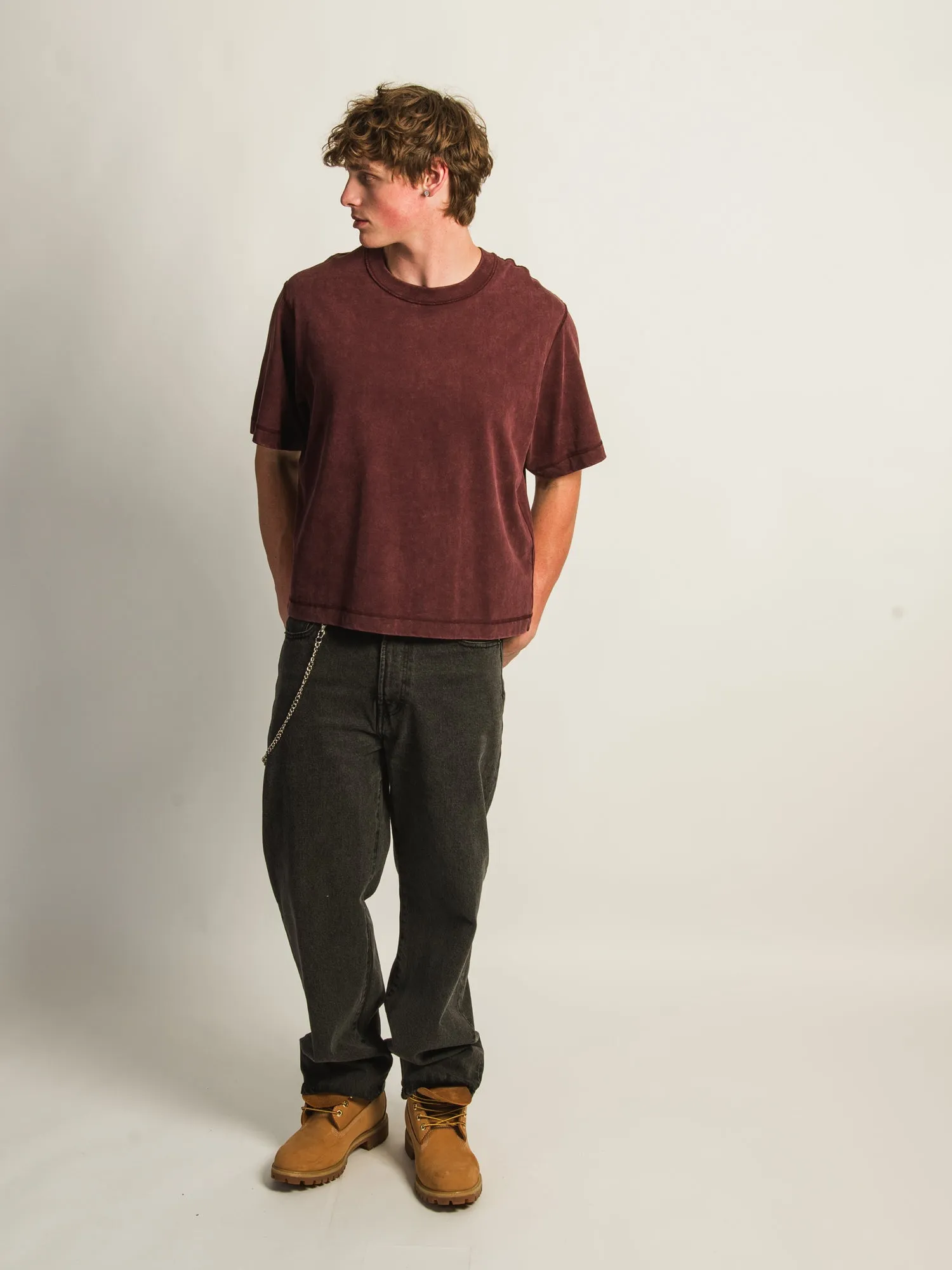 KOLBY SHORT CUT HEAVYWEIGHT TEE - PLUM sold by Boathouse product image thumbnail 3