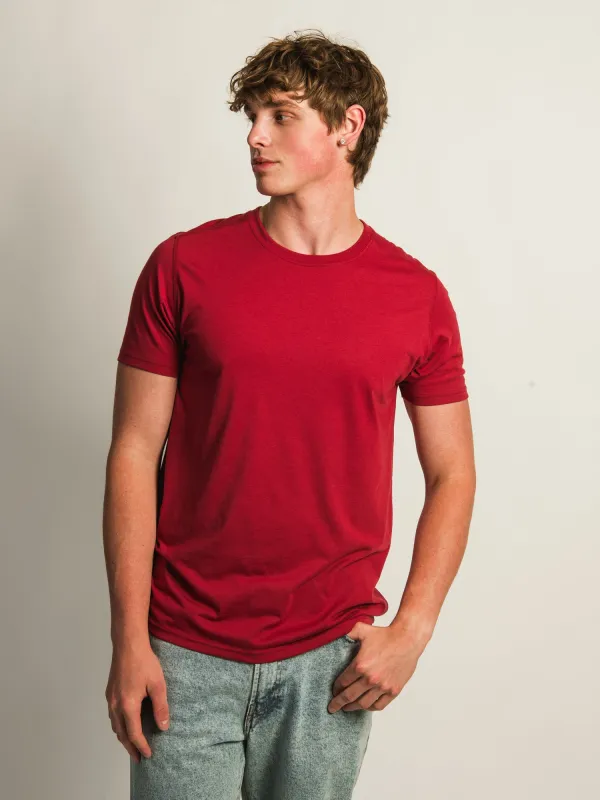 VICTOR CREWNECK - CRANBERRY made by Boathouse