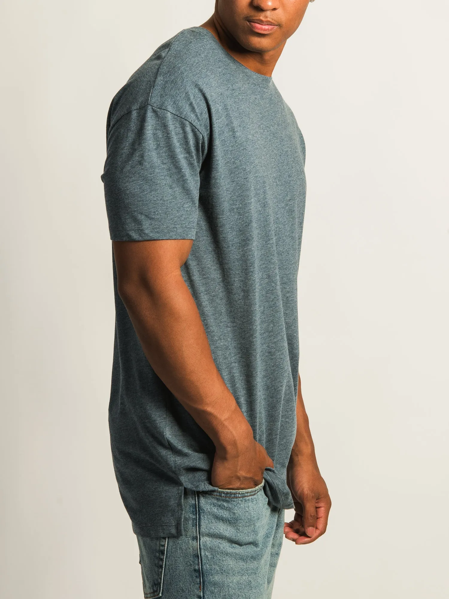 LONG FIT TEE- NAVY sold by Boathouse product image thumbnail 4