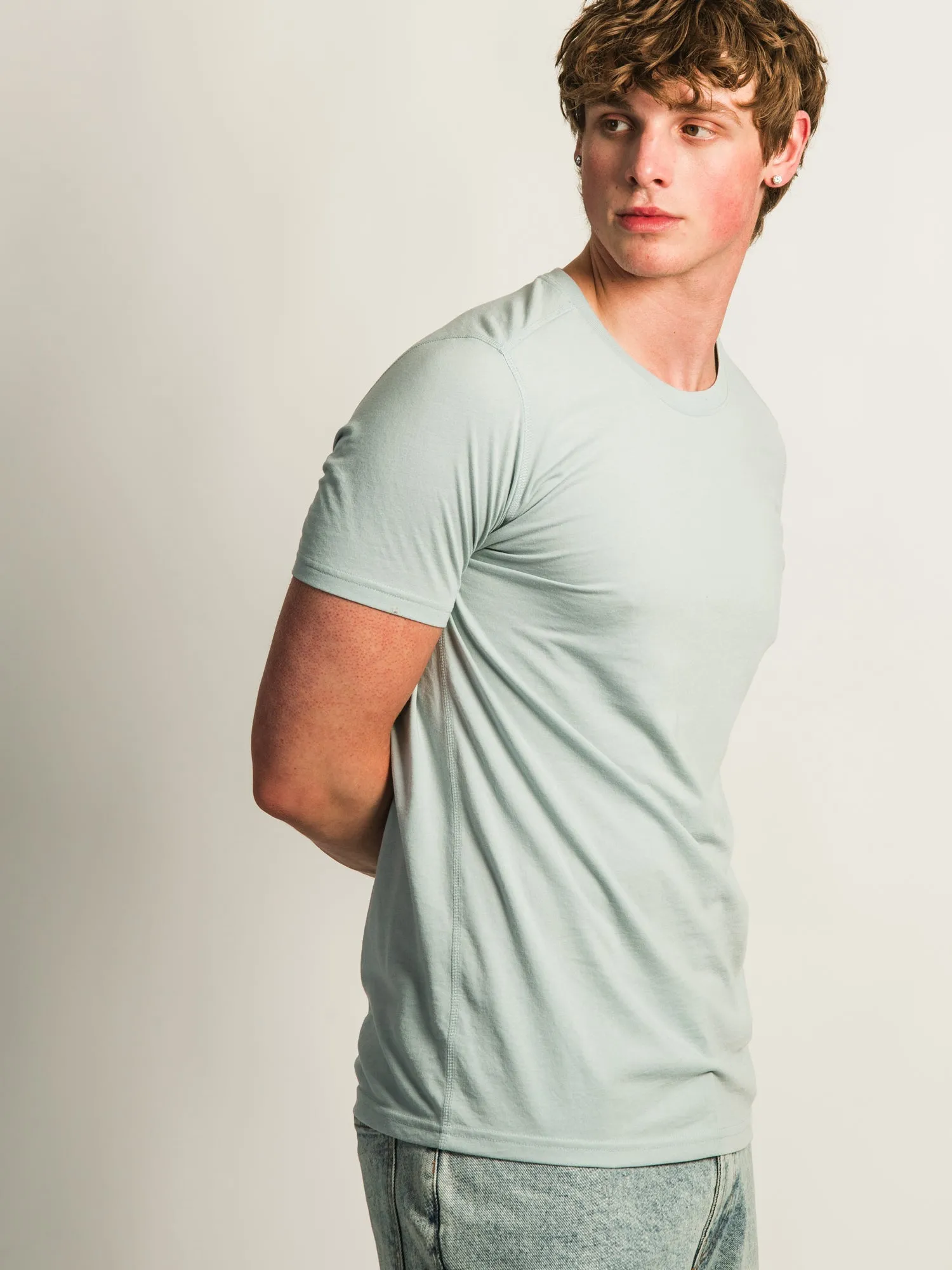 VICTOR CREWNECK - CEMENT sold by Boathouse product image thumbnail 4