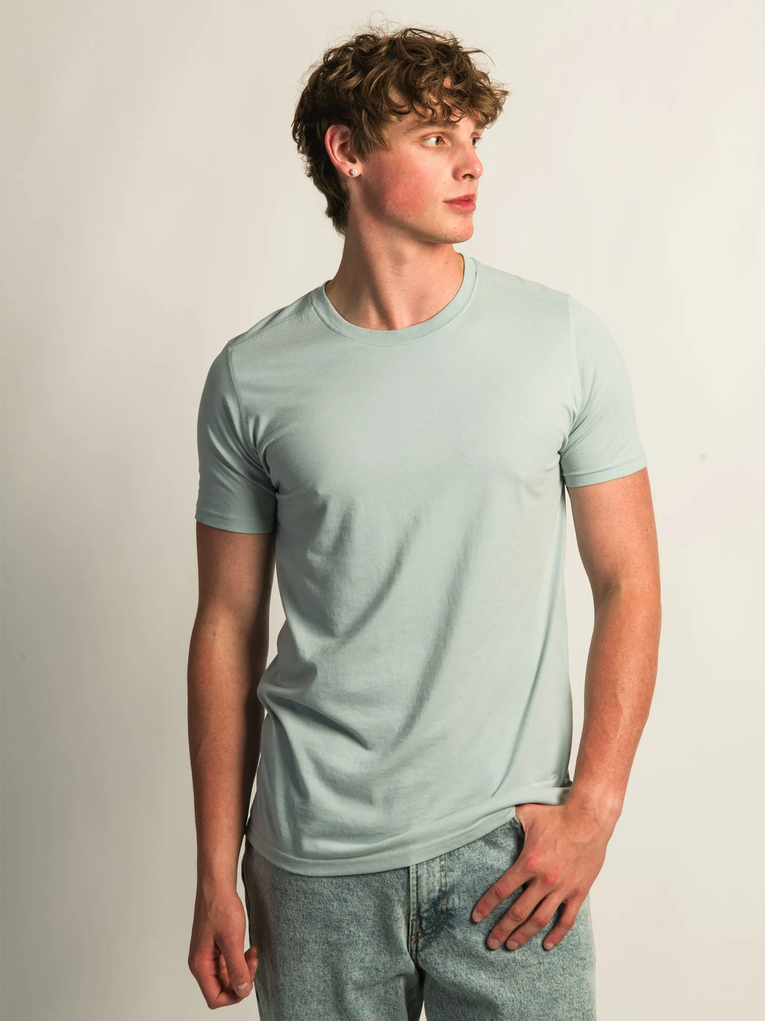 VICTOR CREWNECK - CEMENT sold by Boathouse product image thumbnail 2