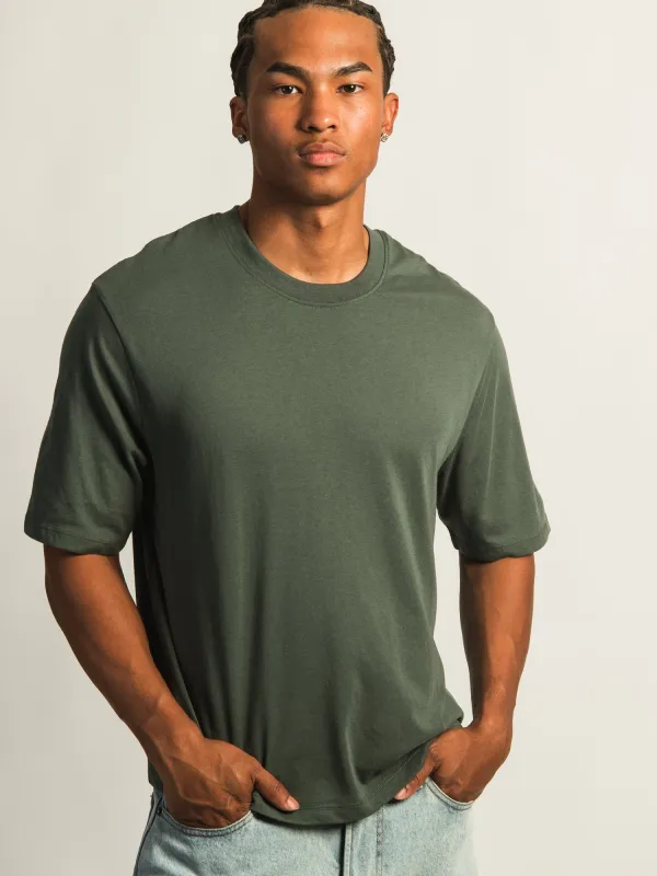 SHORT CUT TEE - GREEN sold by Boathouse
