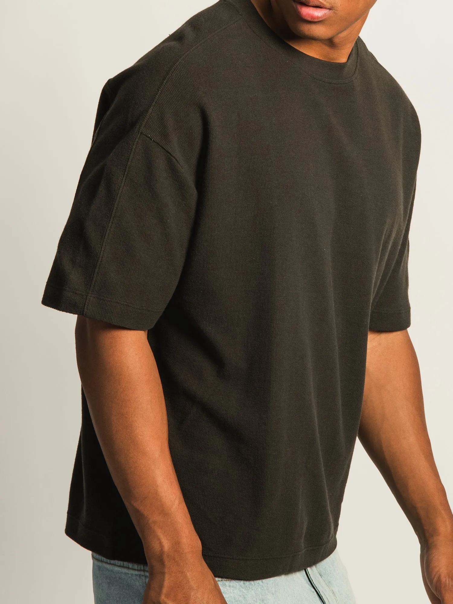 KOLBY SHORT CUT KNIT TEE- BLACK sold by Boathouse product image thumbnail 4