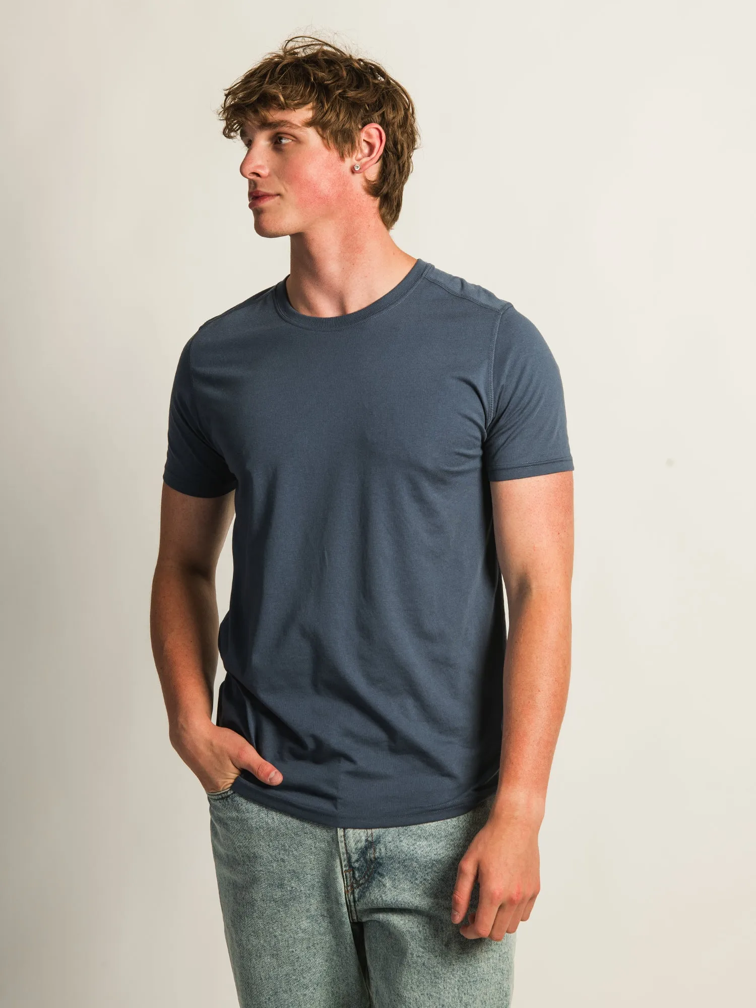 VICTOR CREWNECK - PERIWINKLE sold by Boathouse