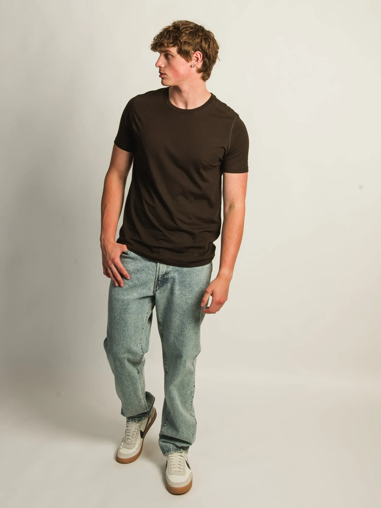 VICTOR CREWNECK - CHOCOLATE sold by Boathouse product image thumbnail 2