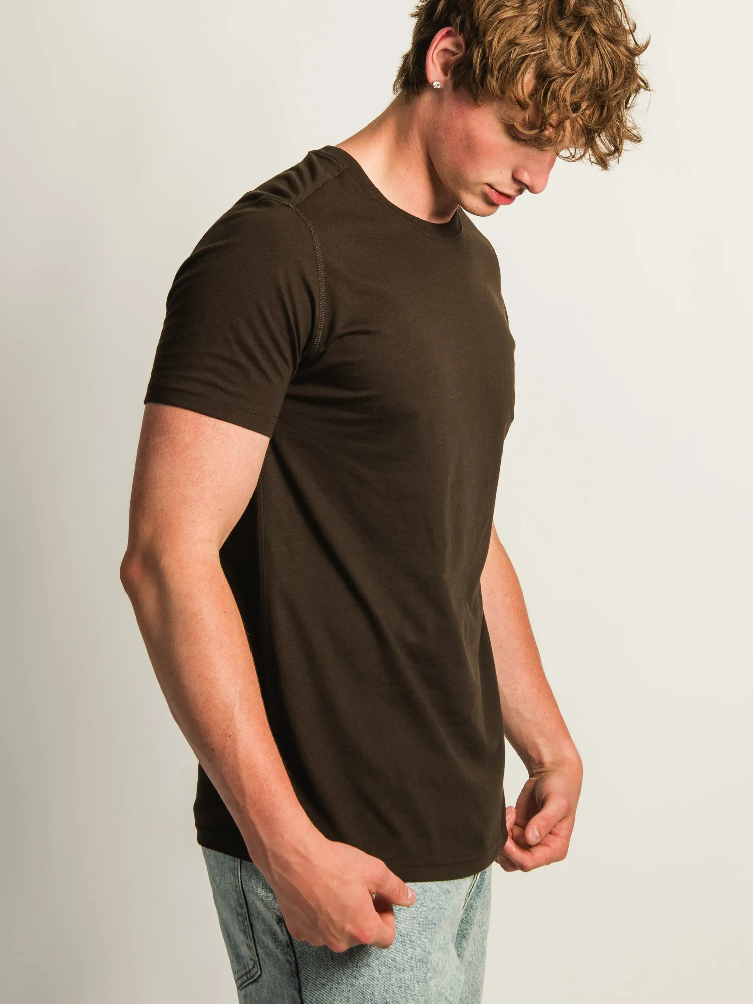 VICTOR CREWNECK - CHOCOLATE sold by Boathouse product image thumbnail 3