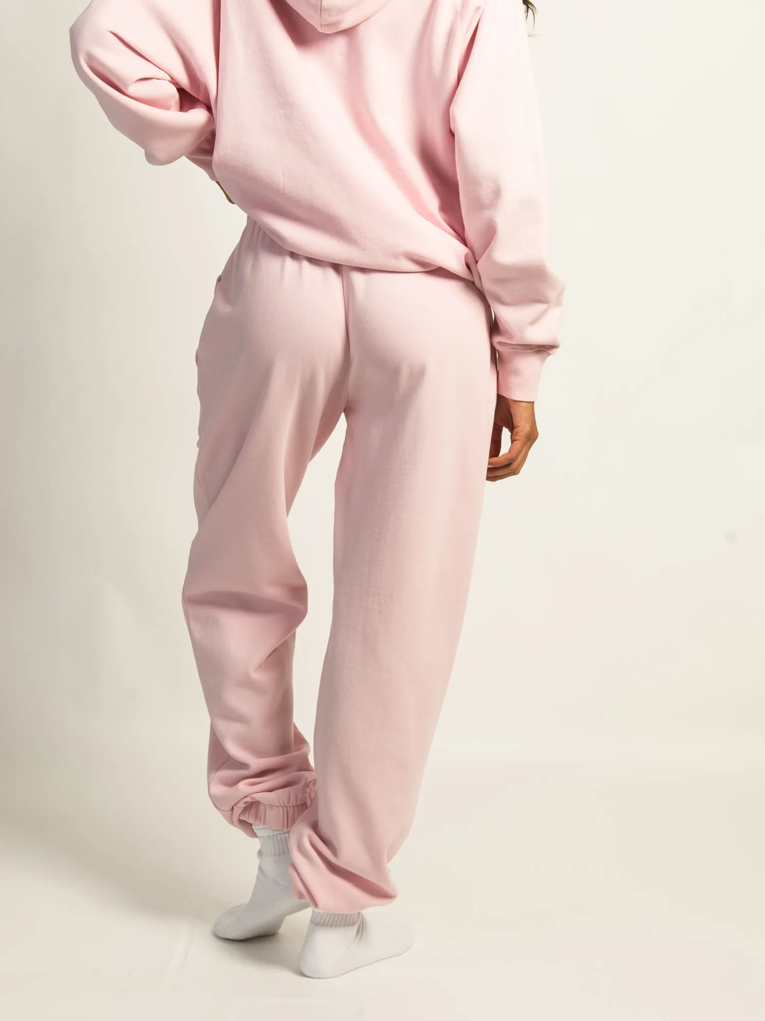 HARLOW JORDANA RELAXED SWEATPANT - LIGHT PINK sold by Boathouse product image thumbnail 5
