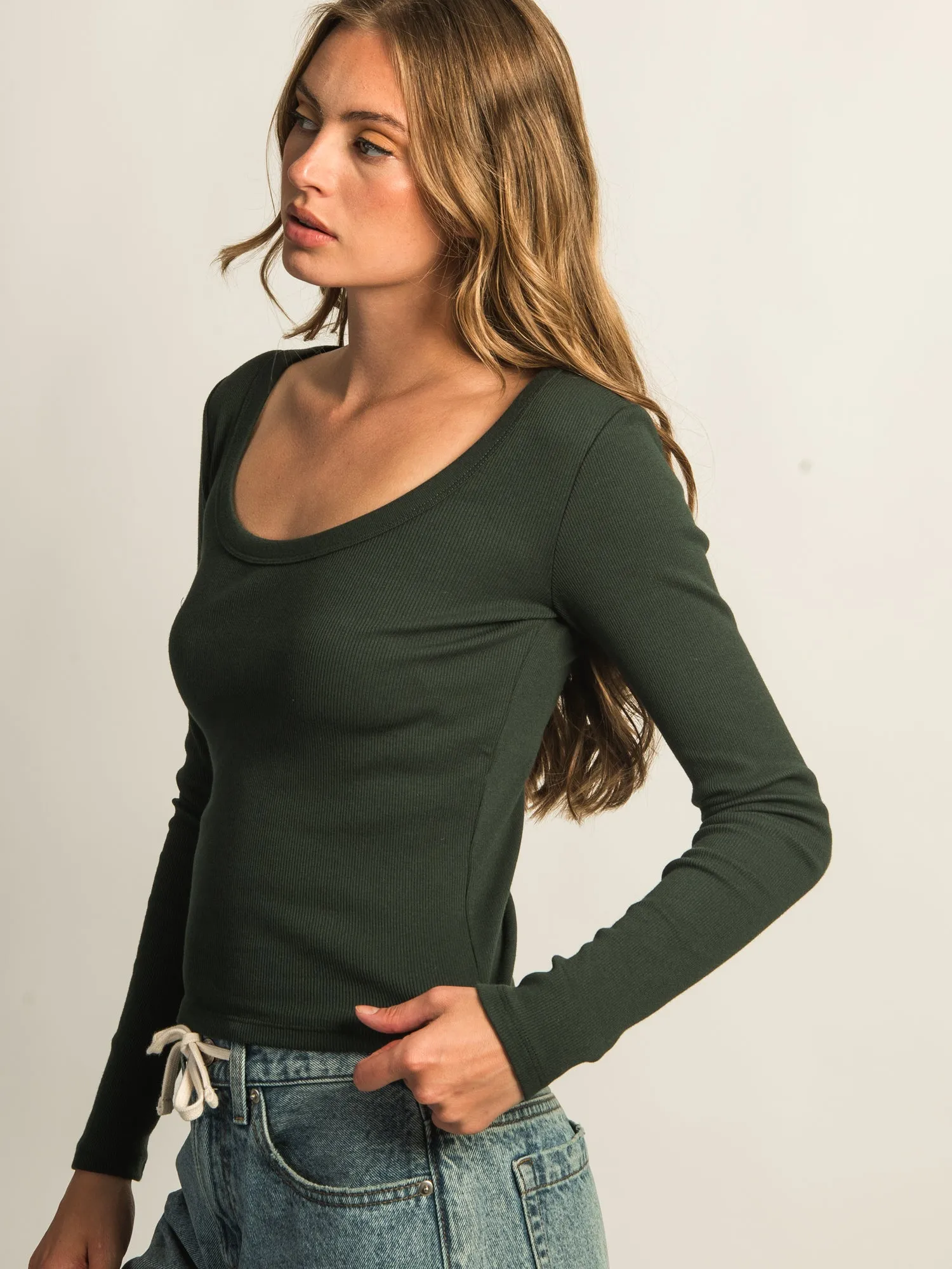 HARLOW ESSENTIAL LONG SLEEVE SCOOP NECK - FOREST sold by Boathouse product image thumbnail 3