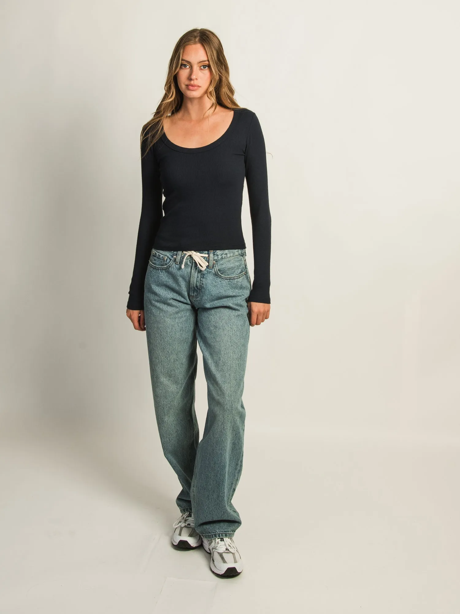 HARLOW ESSENTIAL LONG SLEEVE SCOOP NECK - NAVY sold by Boathouse product image thumbnail 2