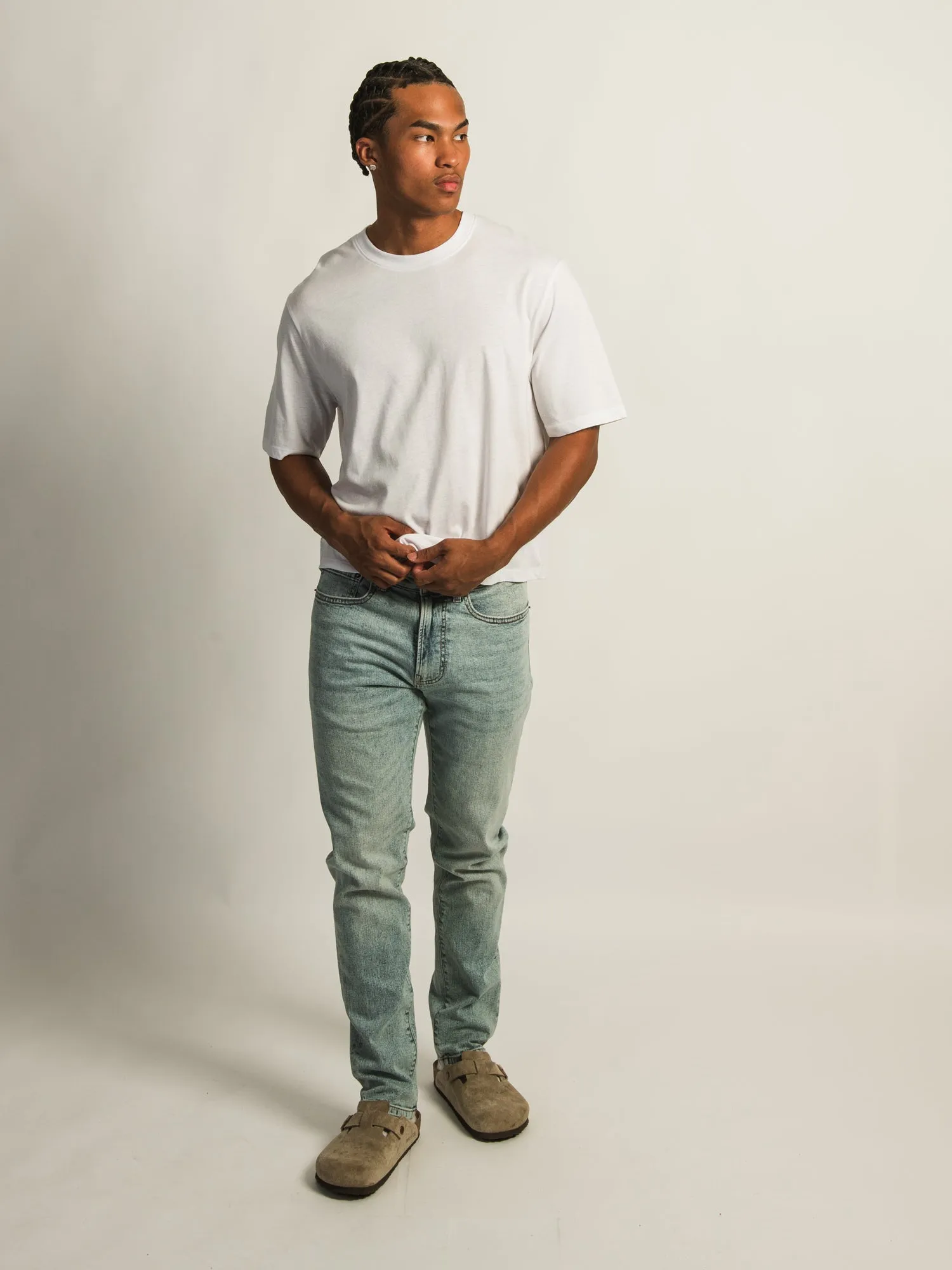 TAINTED ATHLETIC FIT DENIM - LIGHT WASH DENIM sold by Boathouse product image thumbnail 2