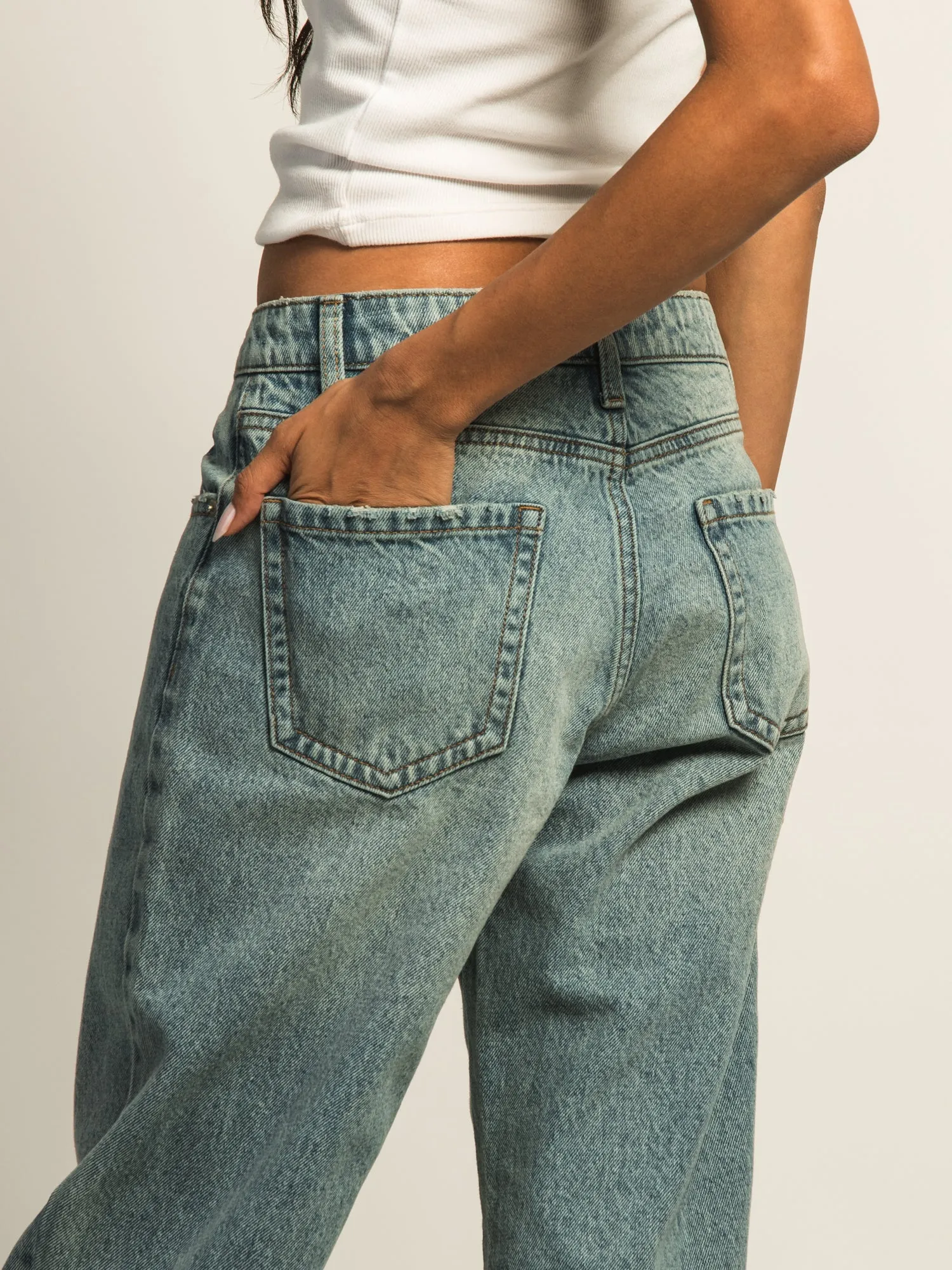 HARLOW BAGGY JEAN - MID WASH sold by Boathouse product image thumbnail 5