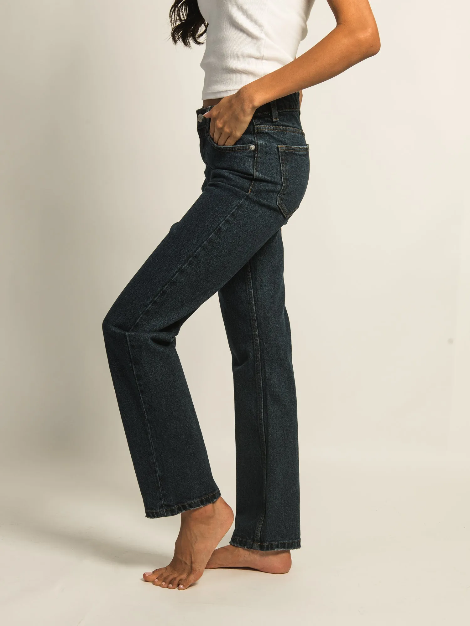 HARLOW MID-RISE STRAIGHT JEAN sold by Boathouse product image thumbnail 3
