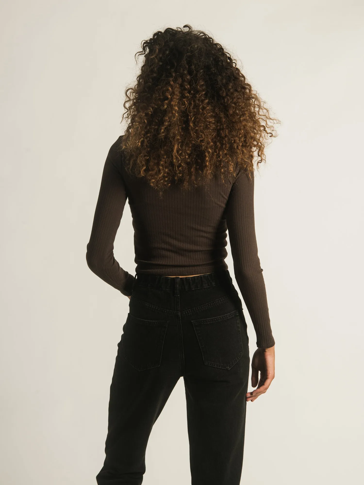 HARLOW PHEOBE LONG SLEEVE MOCKNECK - CLEARANCE sold by Boathouse product image thumbnail 5