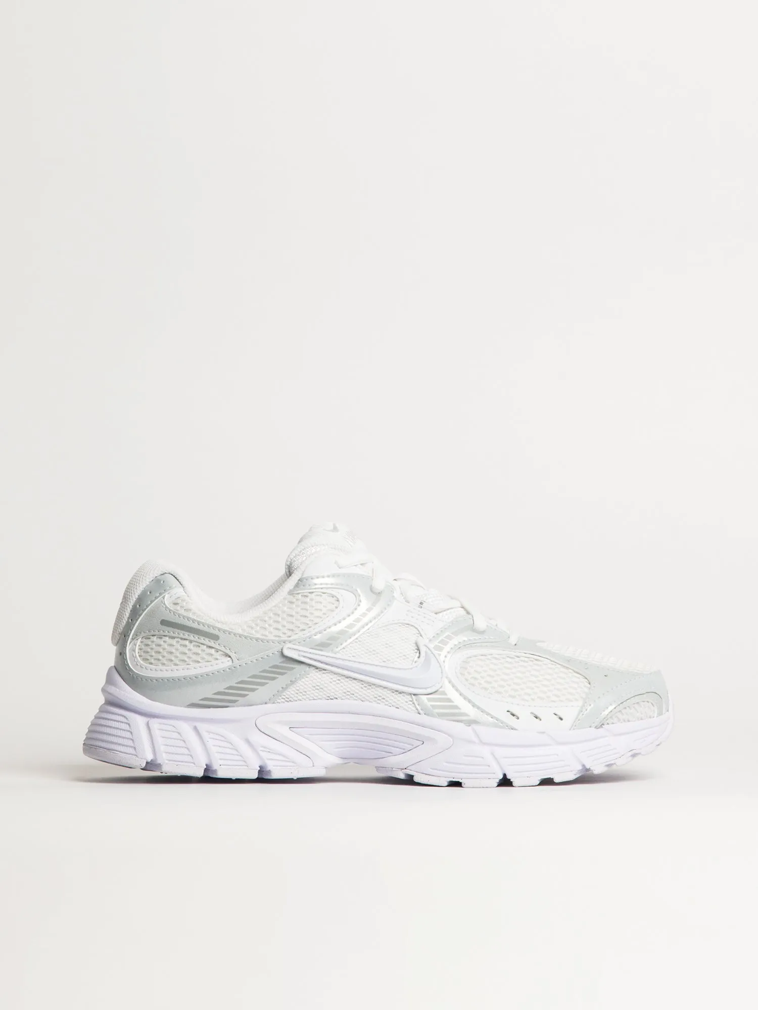 MENS NIKE V5 RNR SNEAKER - WHITE sold by Boathouse