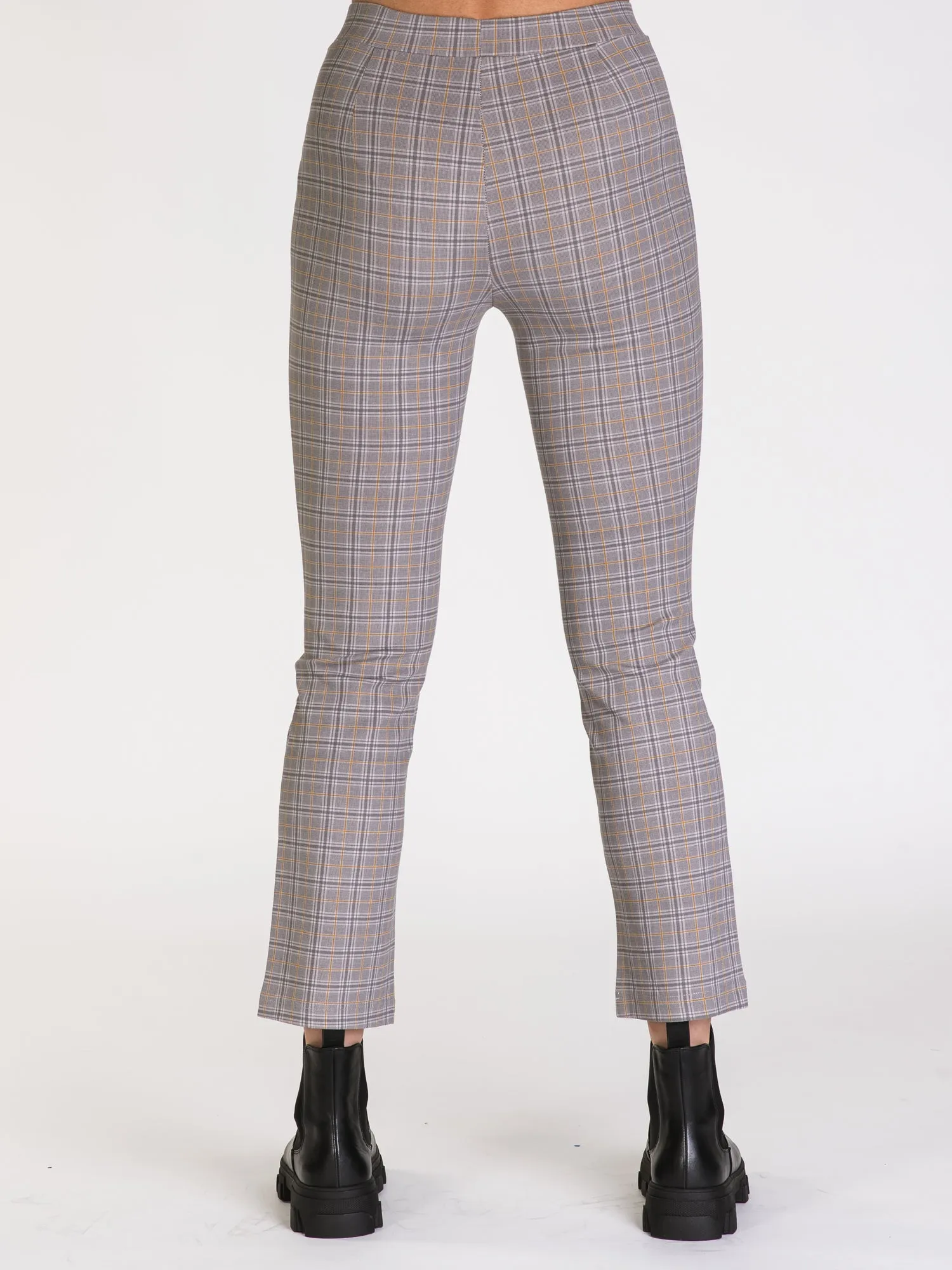 HARLOW QUINN PULL ON PANT - CLEARANCE sold by Boathouse product image thumbnail 2