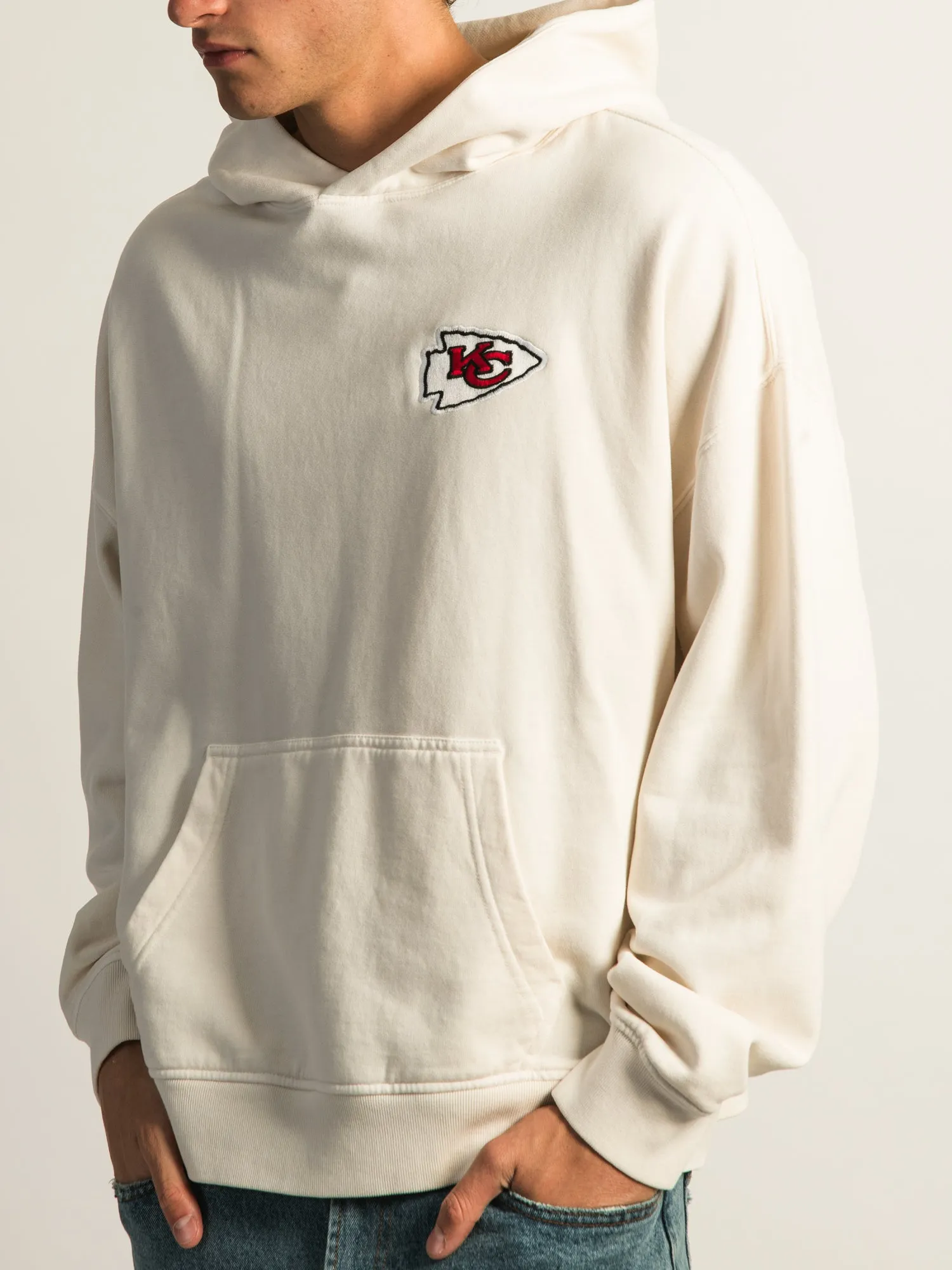NFL KANSAS CITY CHEIFS PULLOVER HOODIE sold by Boathouse product image thumbnail 4