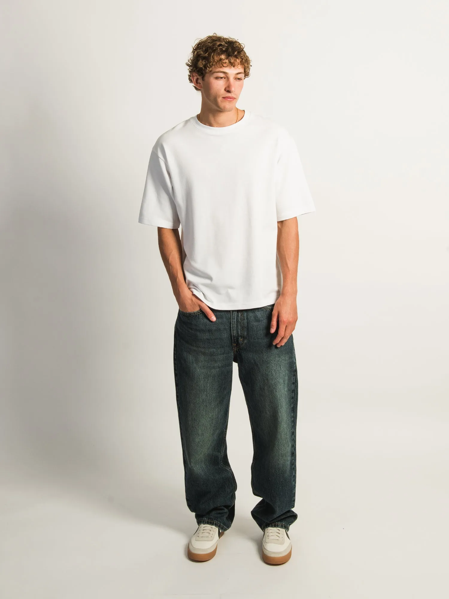 LEVIS 565 LOOSE STRAIGHT 32in - RIGHT MIND sold by Boathouse product image thumbnail 2
