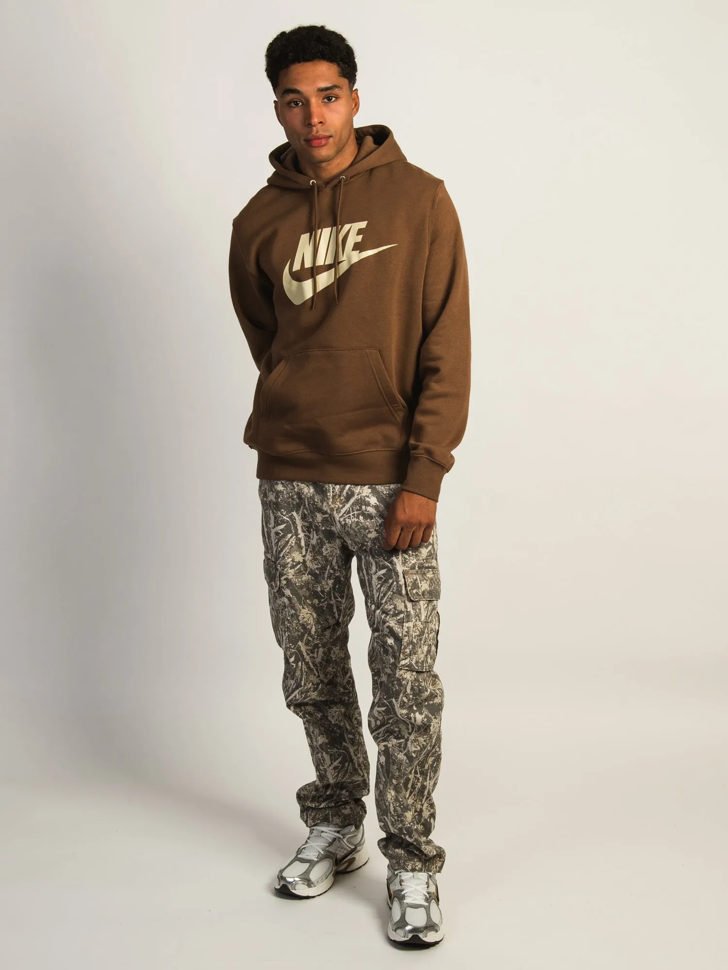 NIKE CLUB GFX PULLOVER HOODIE sold by Boathouse product image thumbnail 2