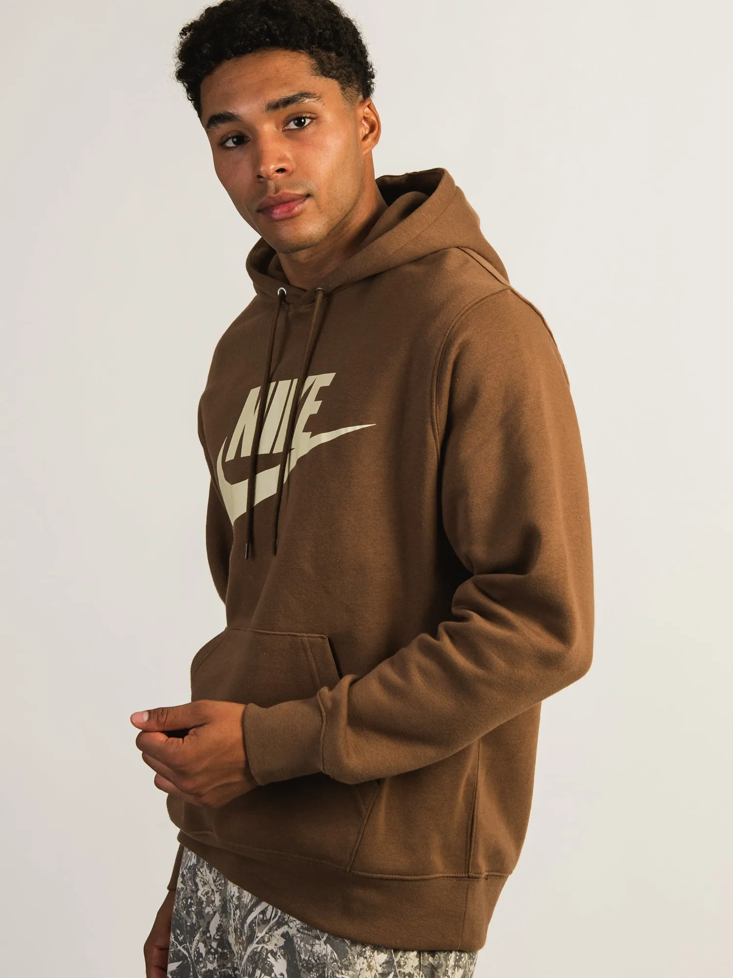 NIKE CLUB GFX PULLOVER HOODIE sold by Boathouse product image thumbnail 3