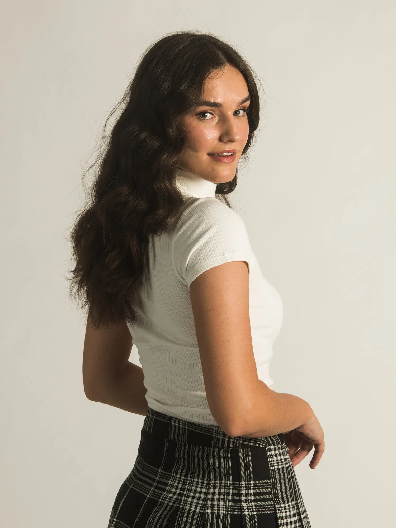 HARLOW PHEOBE SLIM MOCKNECK - CLEARANCE sold by Boathouse product image thumbnail 5