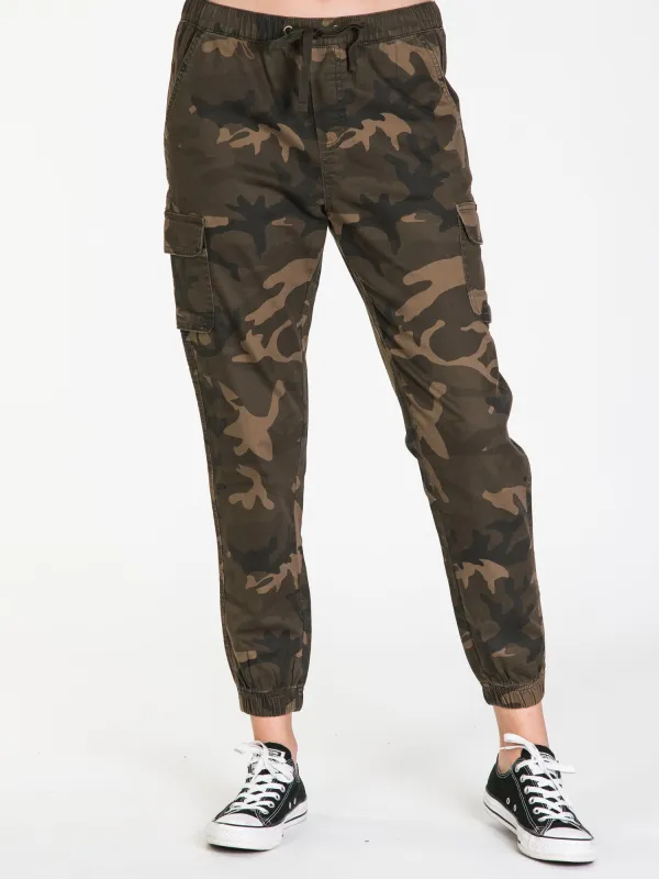 HARLOW DALLAS HYBRID JOGGER CAMO - CLEARANCE sold by Boathouse