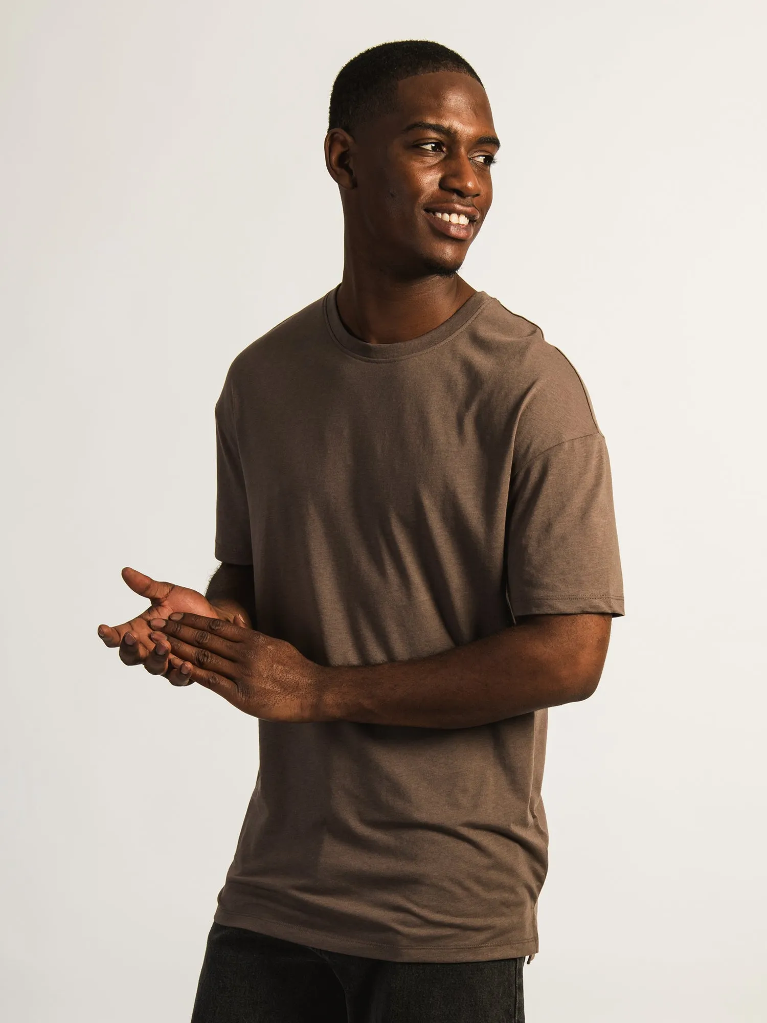 LONG FIT TEE- VINTAGE BROWN sold by Boathouse product image thumbnail 3