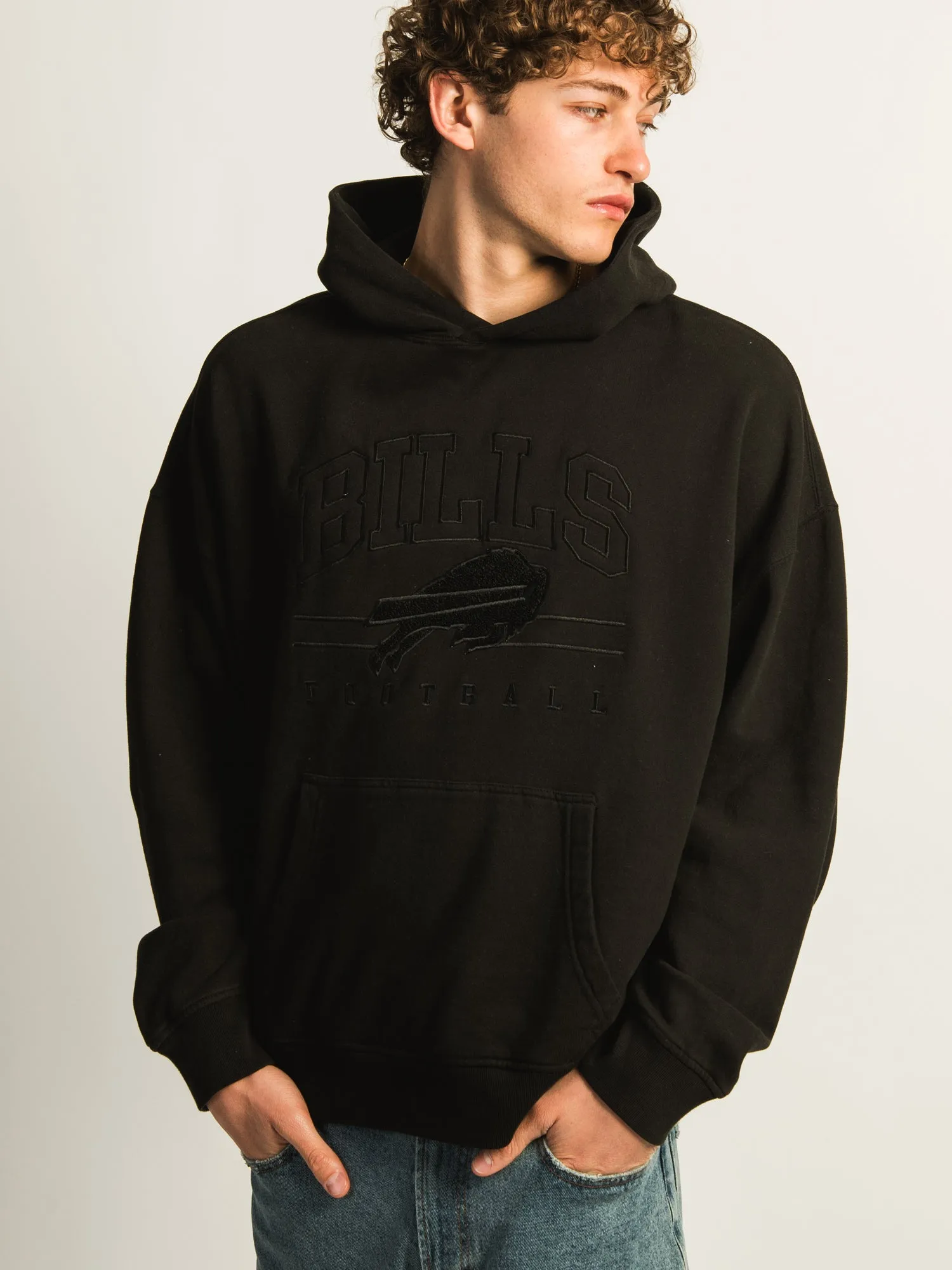 NFL BUFFALO BILL PULLOVER HOODIE CHENILLE sold by Boathouse product image thumbnail 3