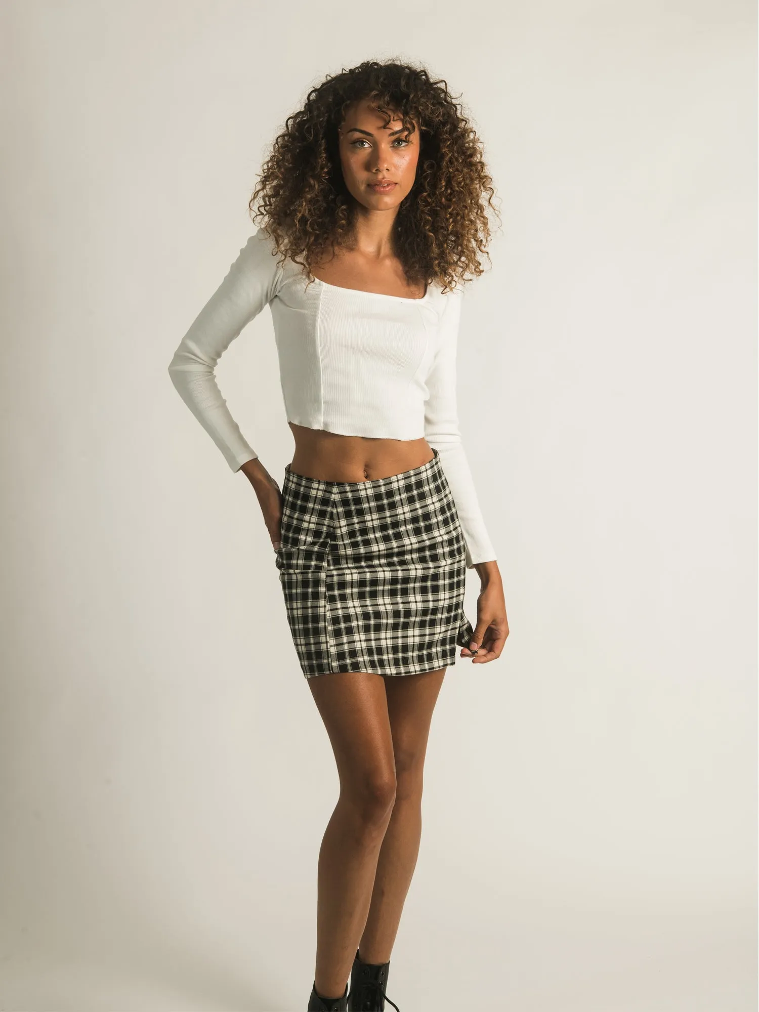 HARLOW SQUARE NECK LONG SLEEVE - CLEARANCE sold by Boathouse product image thumbnail 3