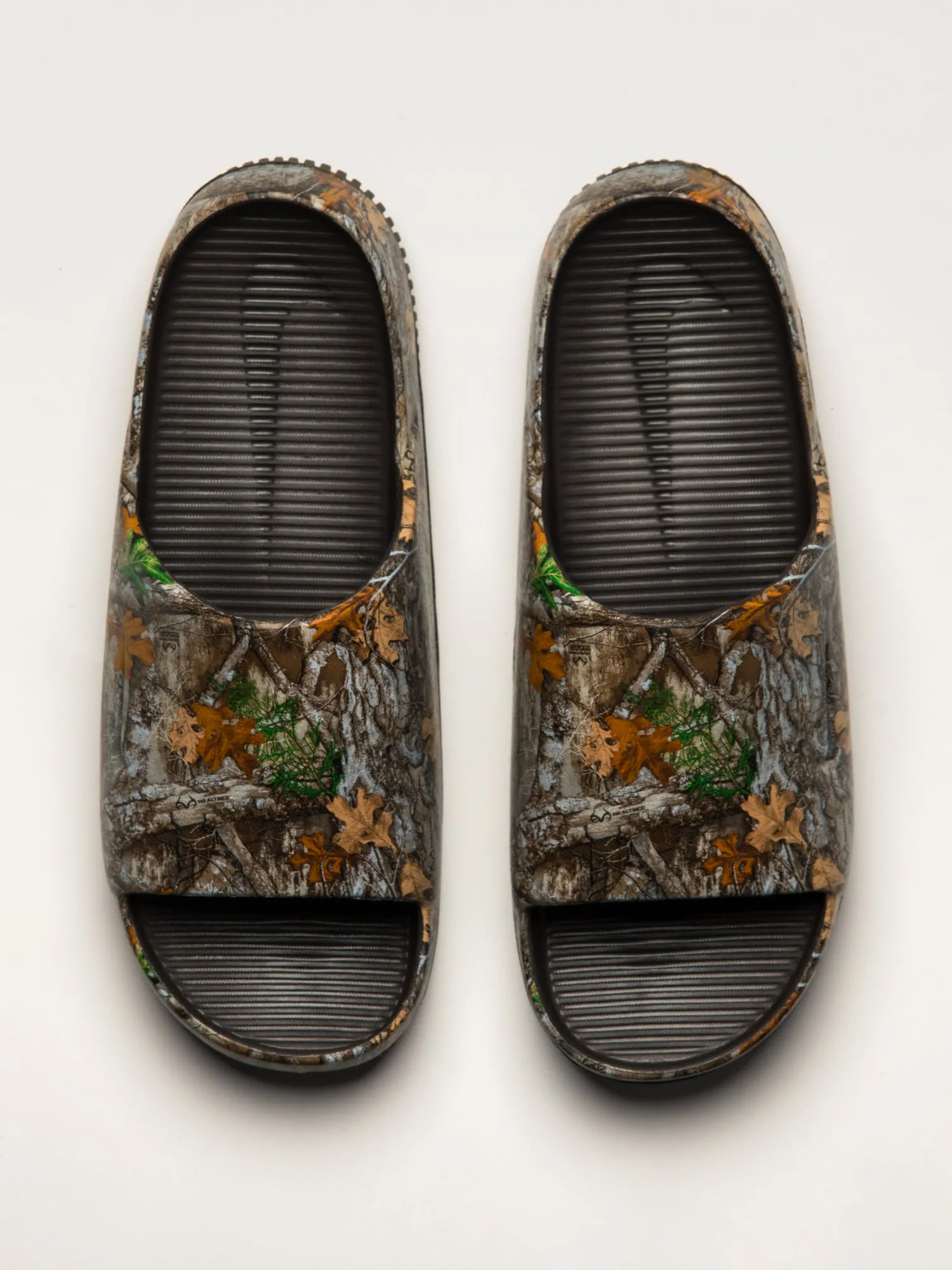 MENS NIKE CALM SLIDE REALTREE sold by Boathouse product image thumbnail 4