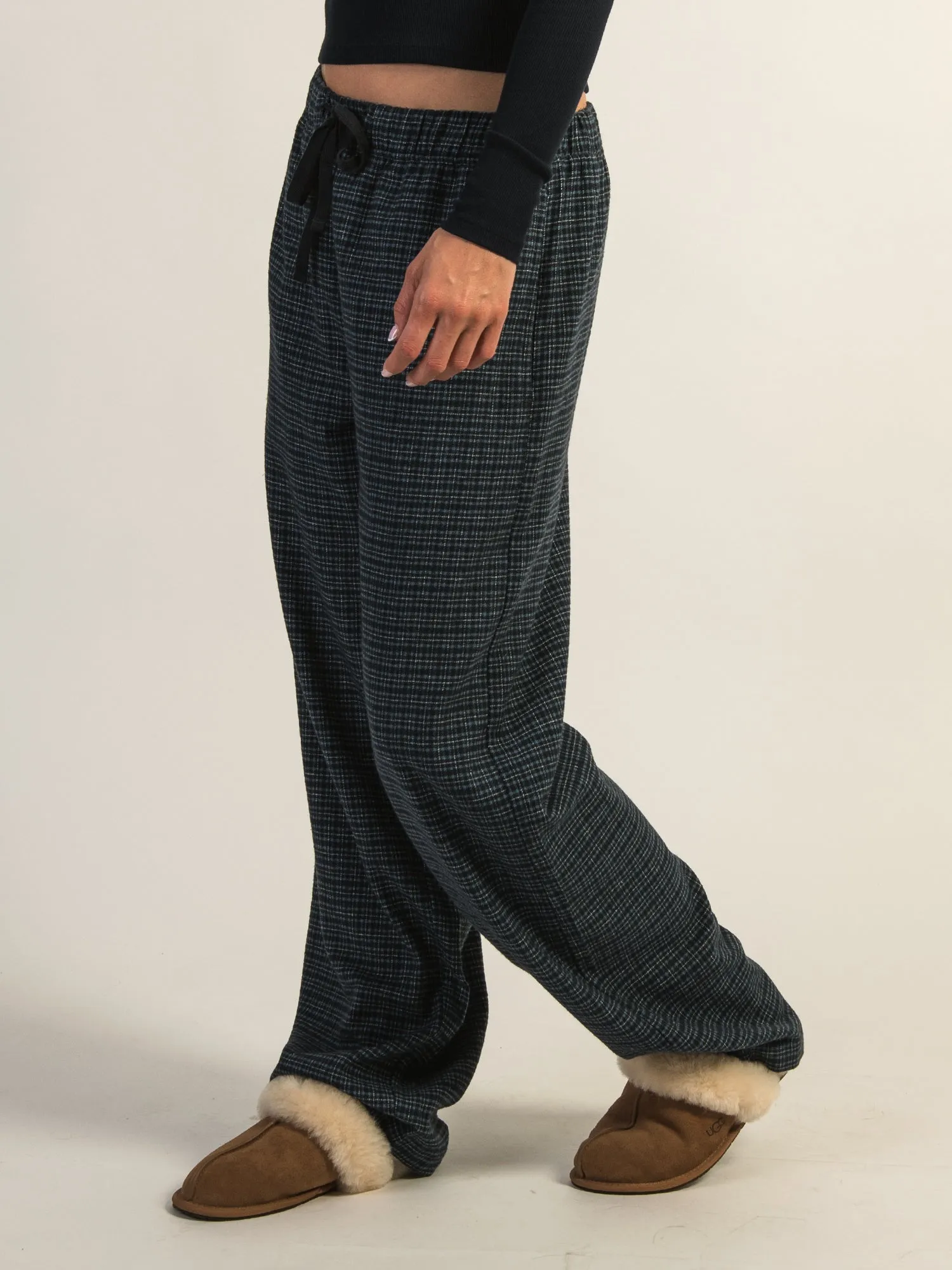 HARLOW PLAID PANT - NAVY sold by Boathouse product image thumbnail 3