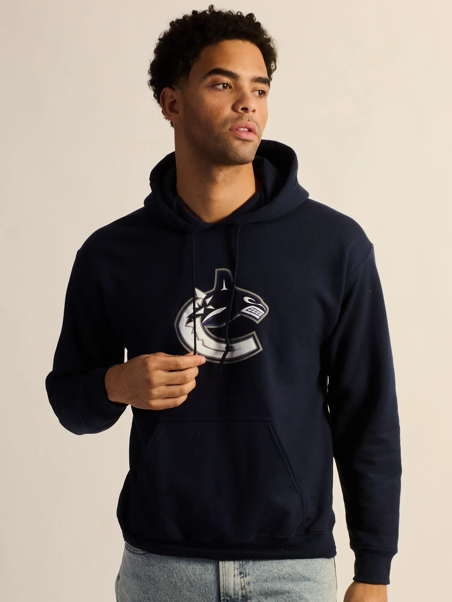 NHL VANCOUVER CANUCKS PULLOVER HOODIE sold by Boathouse product image thumbnail 4