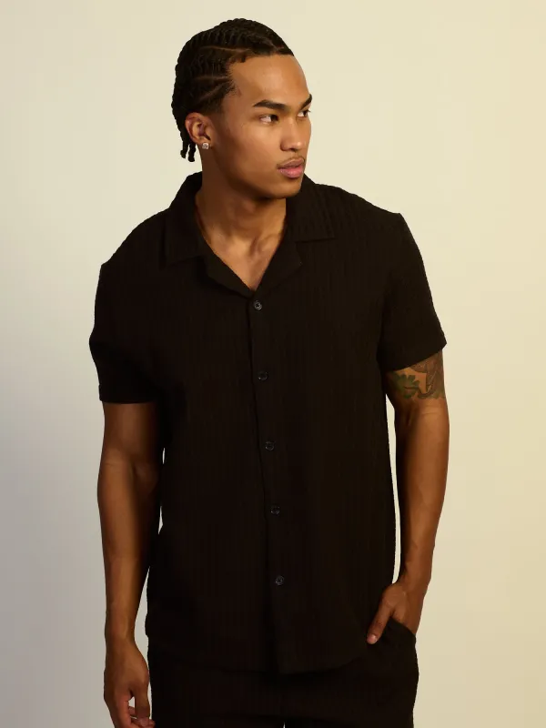 KOLBY RELAXED FIT WOVEN SHIRT - BLACK sold by Boathouse