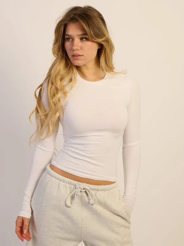 HARLOW GIA LONGSLEEVE - WHITE sold by Boathouse