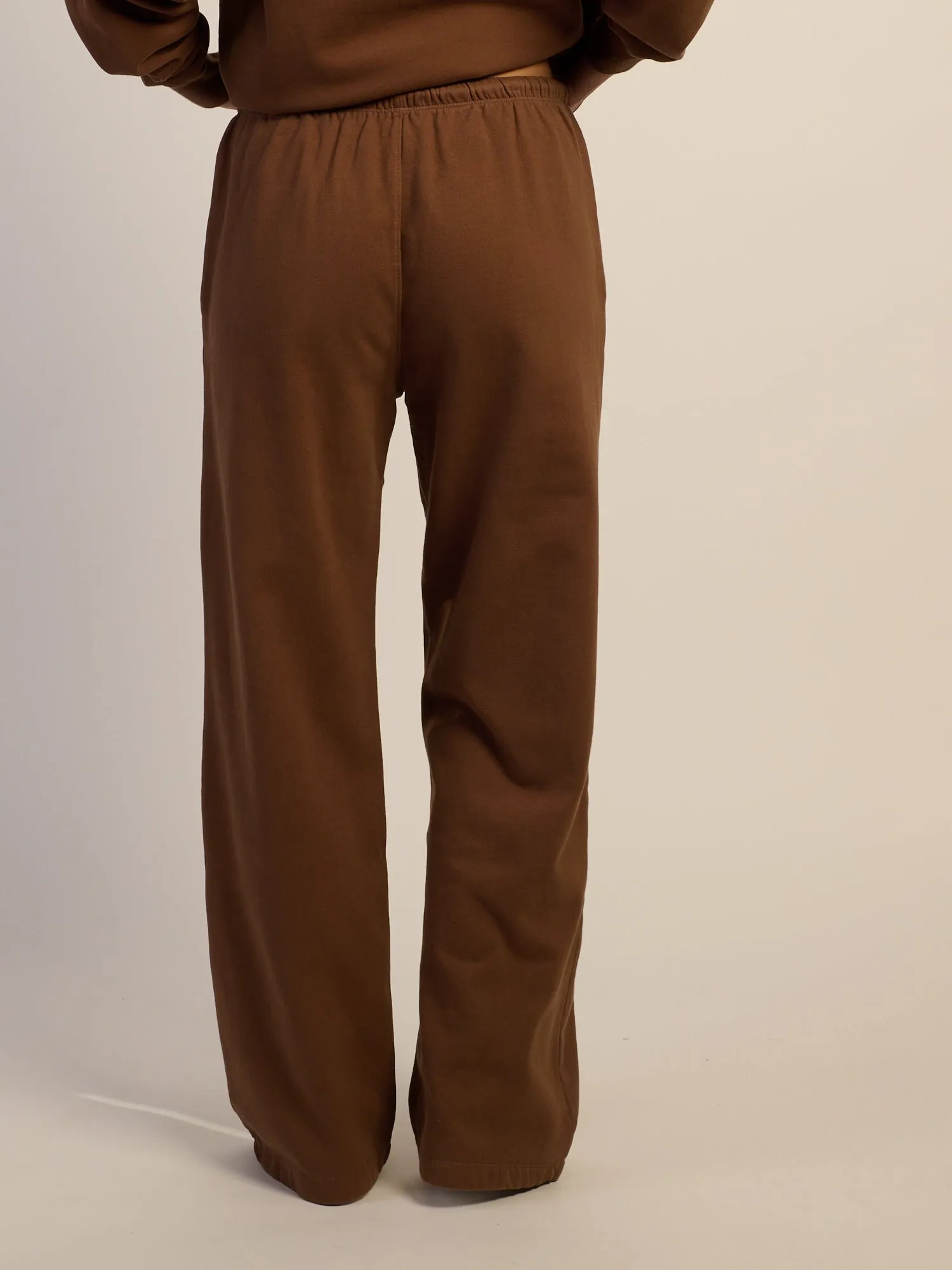 HARLOW STELLA STRAIGHT LEG SWEATPANT - CHOCOLATE sold by Boathouse product image thumbnail 4