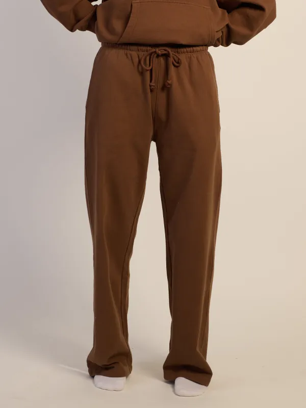 HARLOW STELLA STRAIGHT LEG SWEATPANT - CHOCOLATE made by Harlow