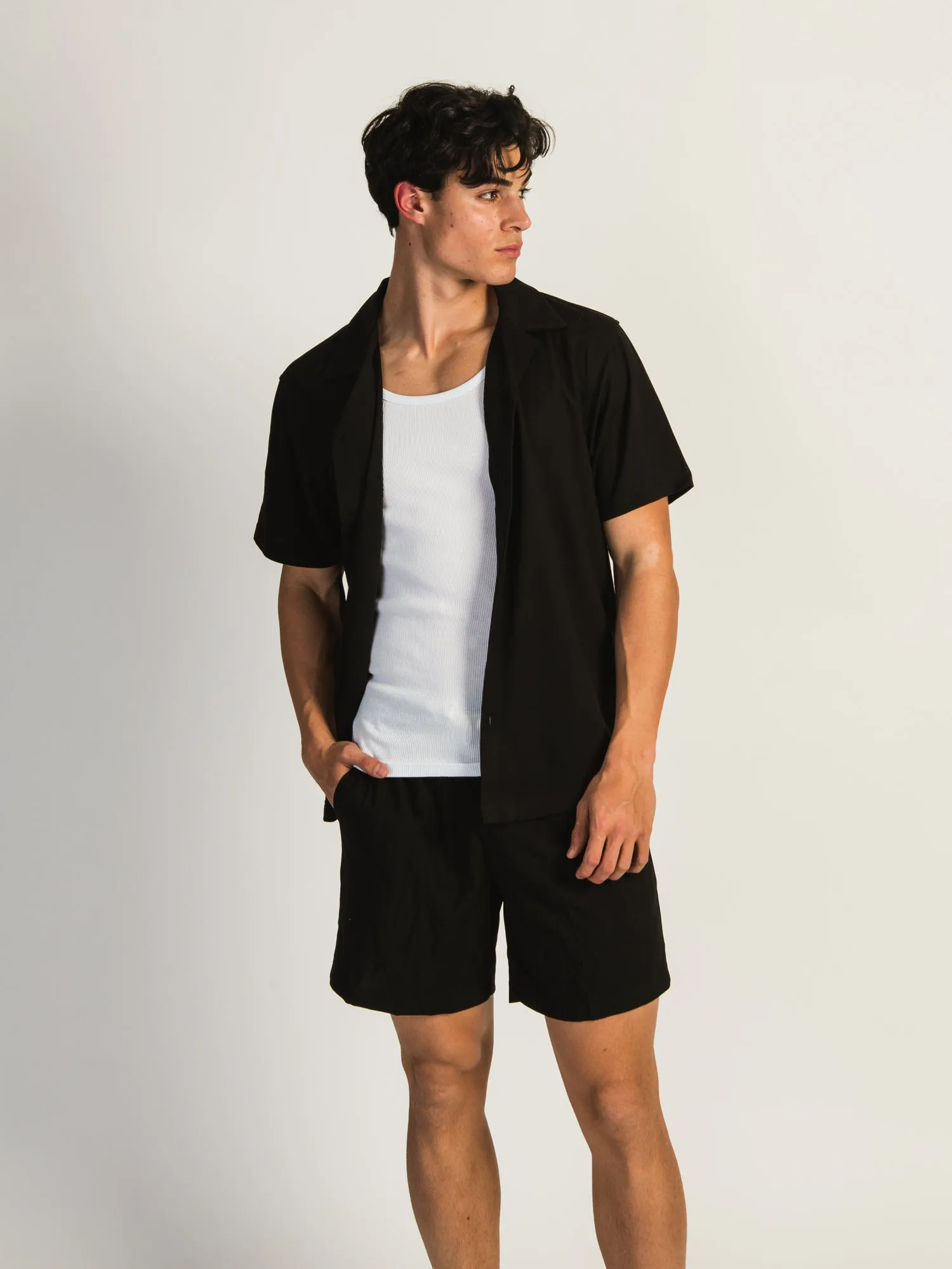 ISLAND HAZE WOVEN SHORT sold by Boathouse product image thumbnail 2