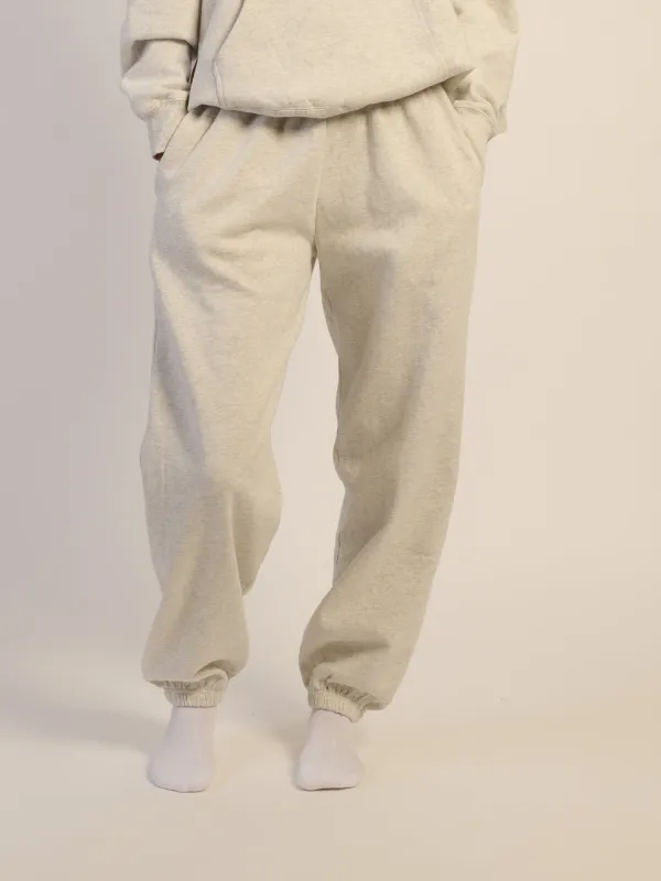 HARLOW BEAU SWEATPANT - CLOUD made by Harlow